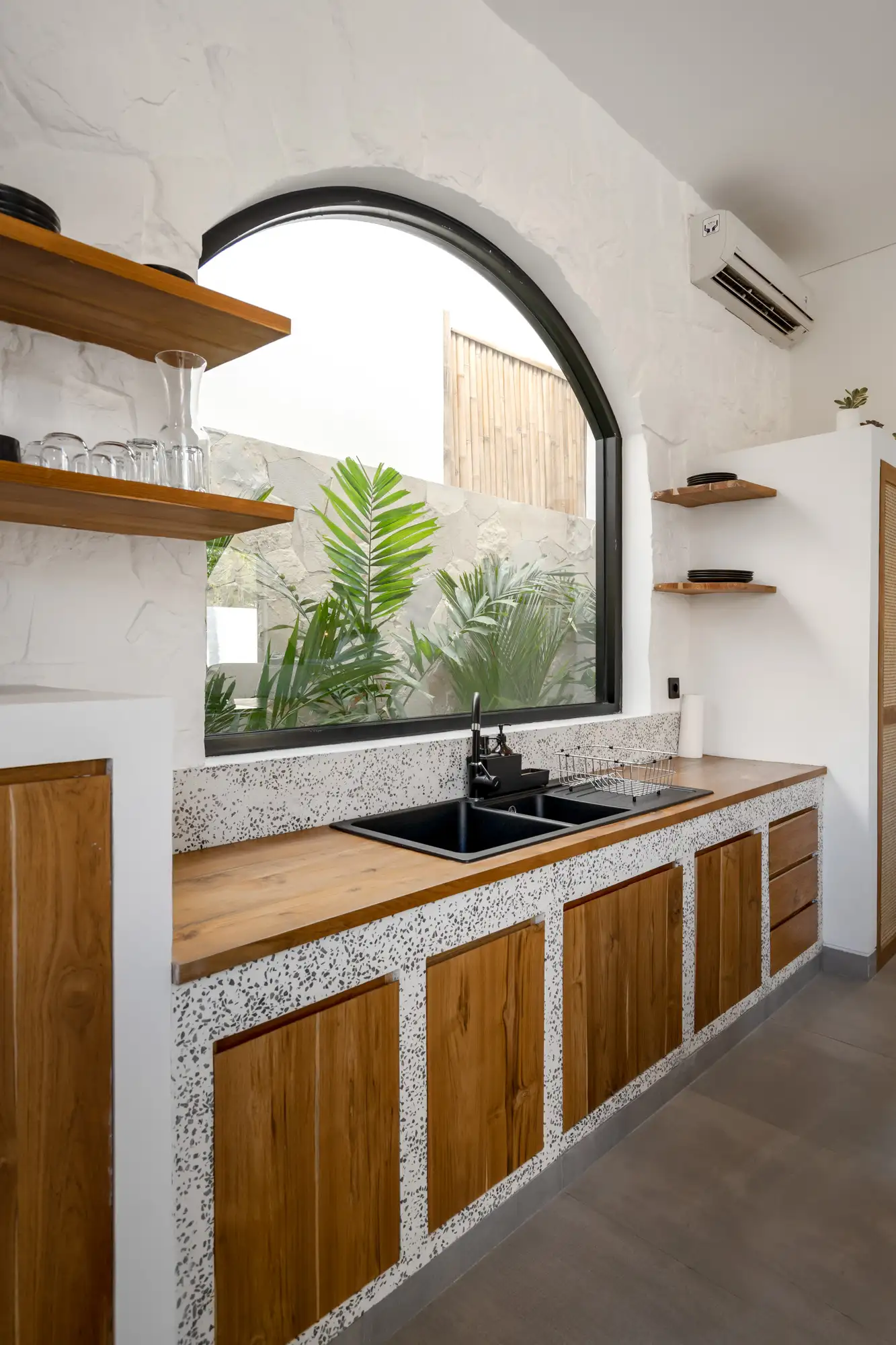 Villa 66m² in Indonesia, Bukit. Priced at 235000$ rent photo-12