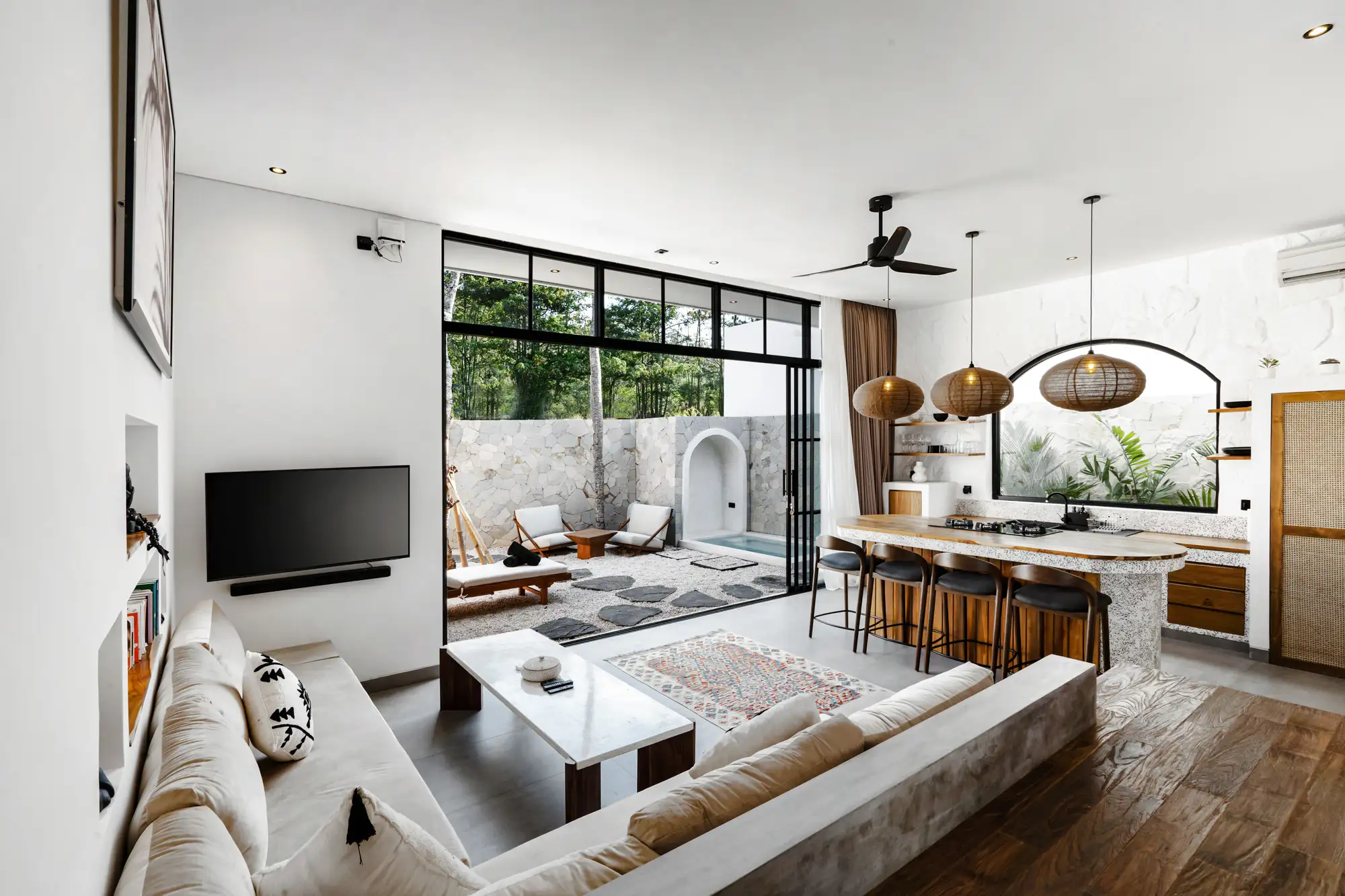 Villa 66m² in Indonesia, Bukit. Priced at 235000$ rent photo-16
