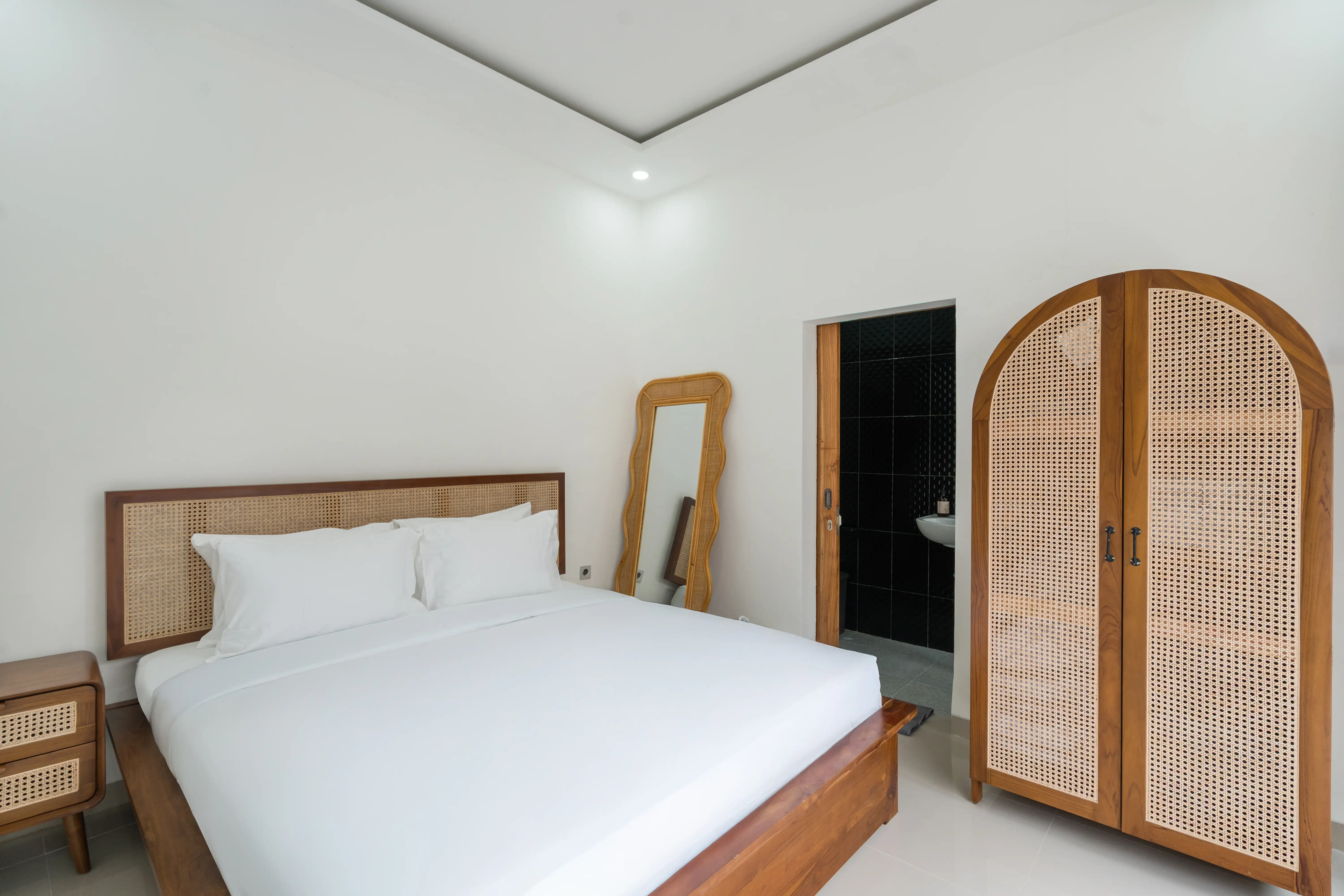 Villa 80m² in Indonesia, Seminyak. Priced at 14600$ rent photo-17