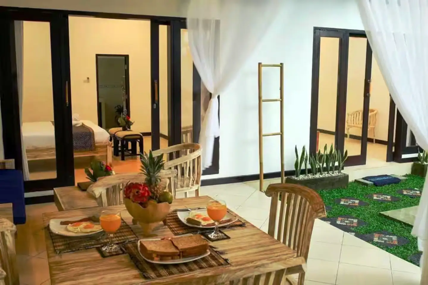 Villa 150m² in Indonesia, Seminyak. Priced at 21100$ rent photo-7