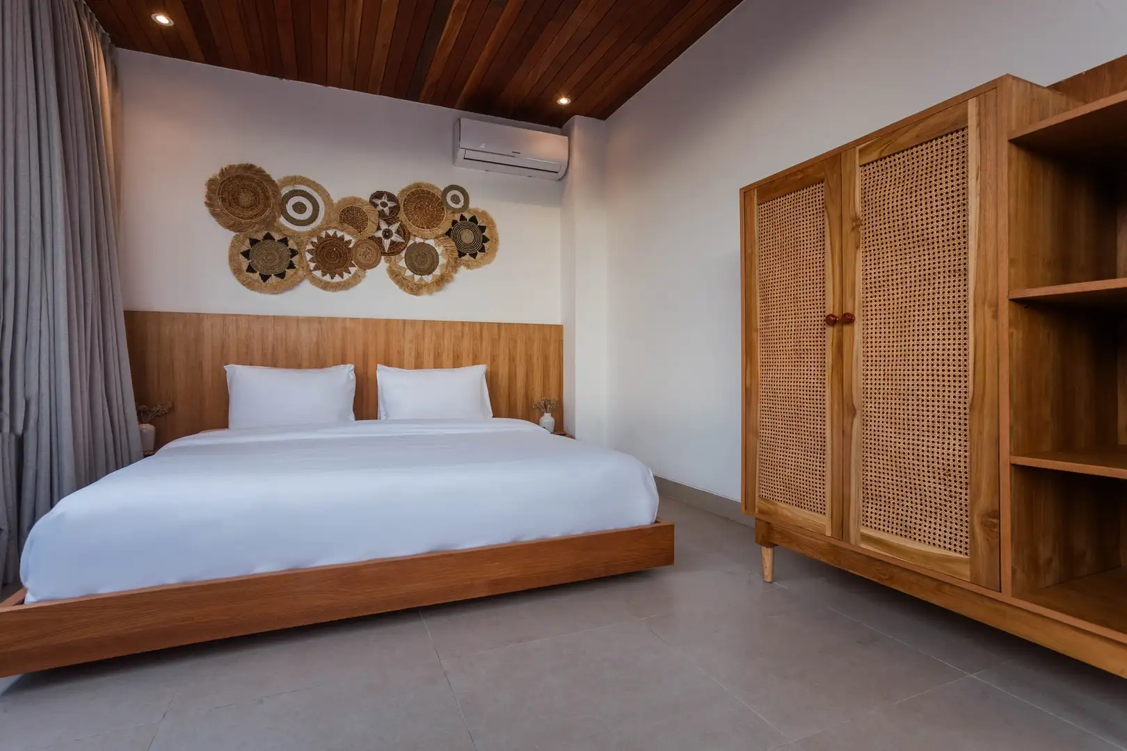 Villa 210m² in Indonesia, Canggu. Priced at 439306$ rent photo-11