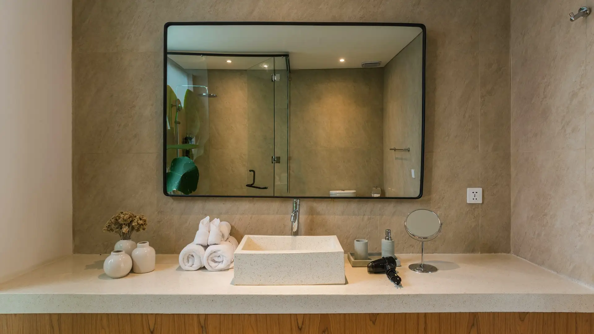 Villa 210m² in Indonesia, Canggu. Priced at 439306$ rent photo-17