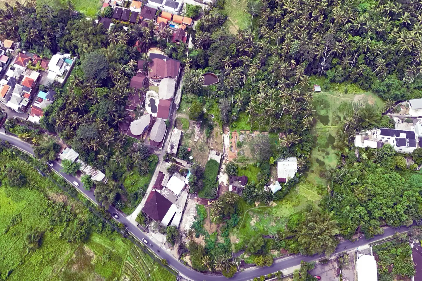 Land 0m² in Indonesia, Ubud. Priced at 77200$ rent photo-3