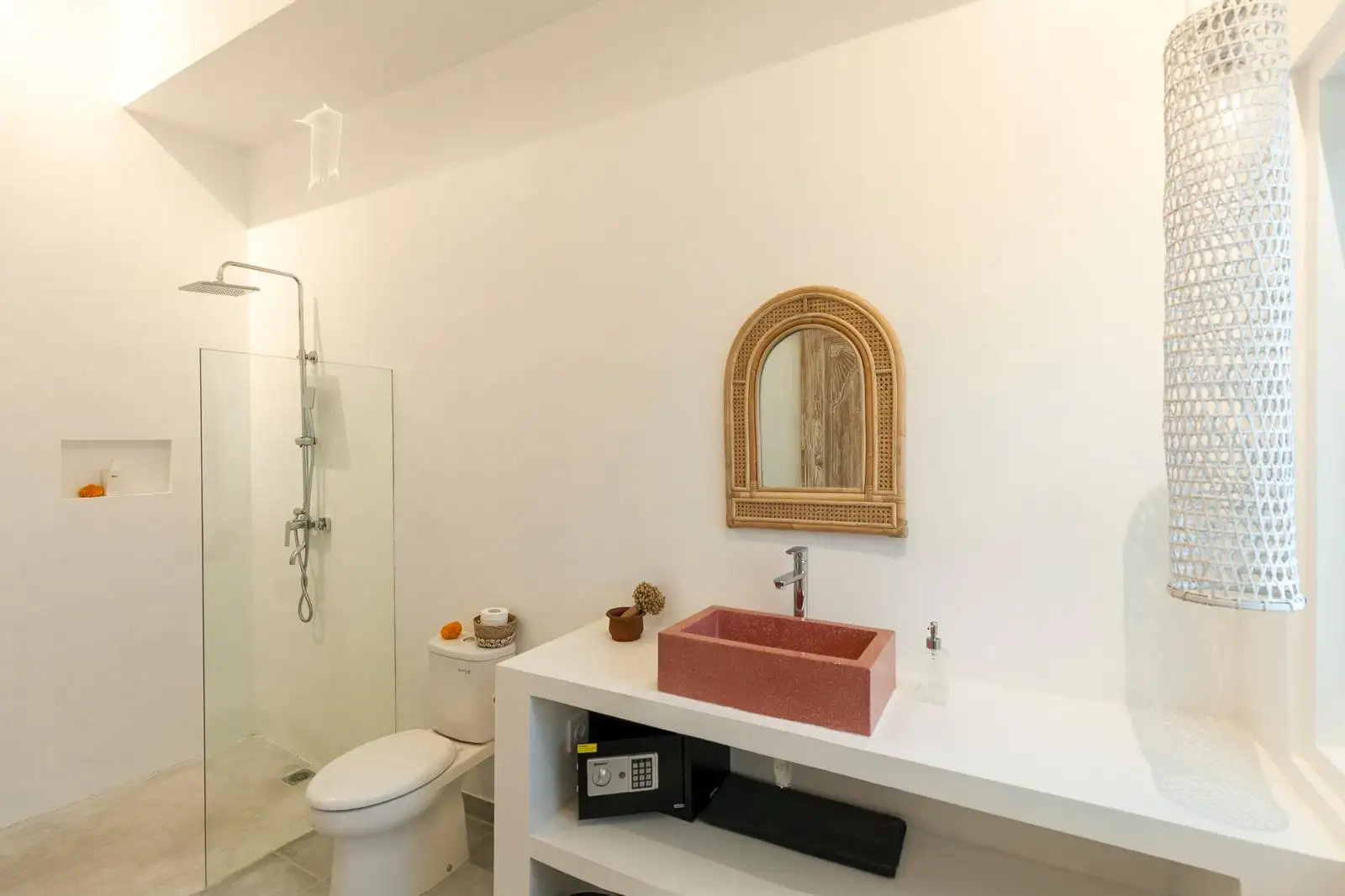 Villa 155m² in Indonesia, Bukit. Priced at 405000$ rent photo-5
