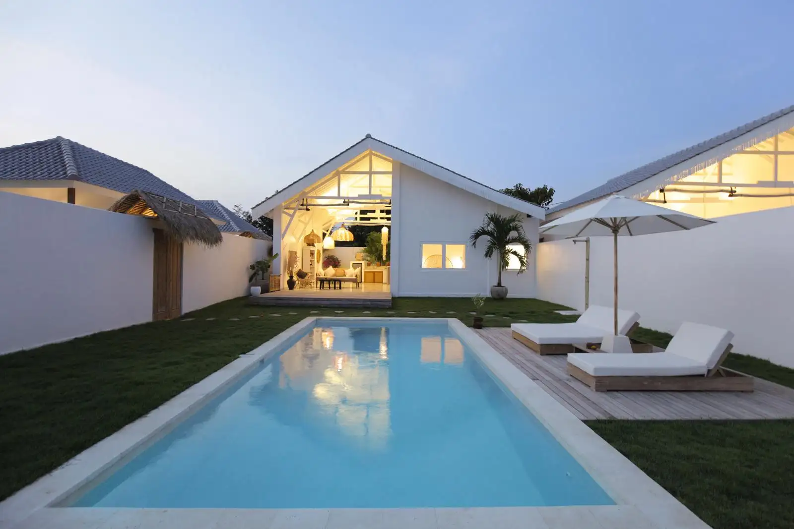 Villa 155m² in Indonesia, Bukit. Priced at 405000$ rent photo-15