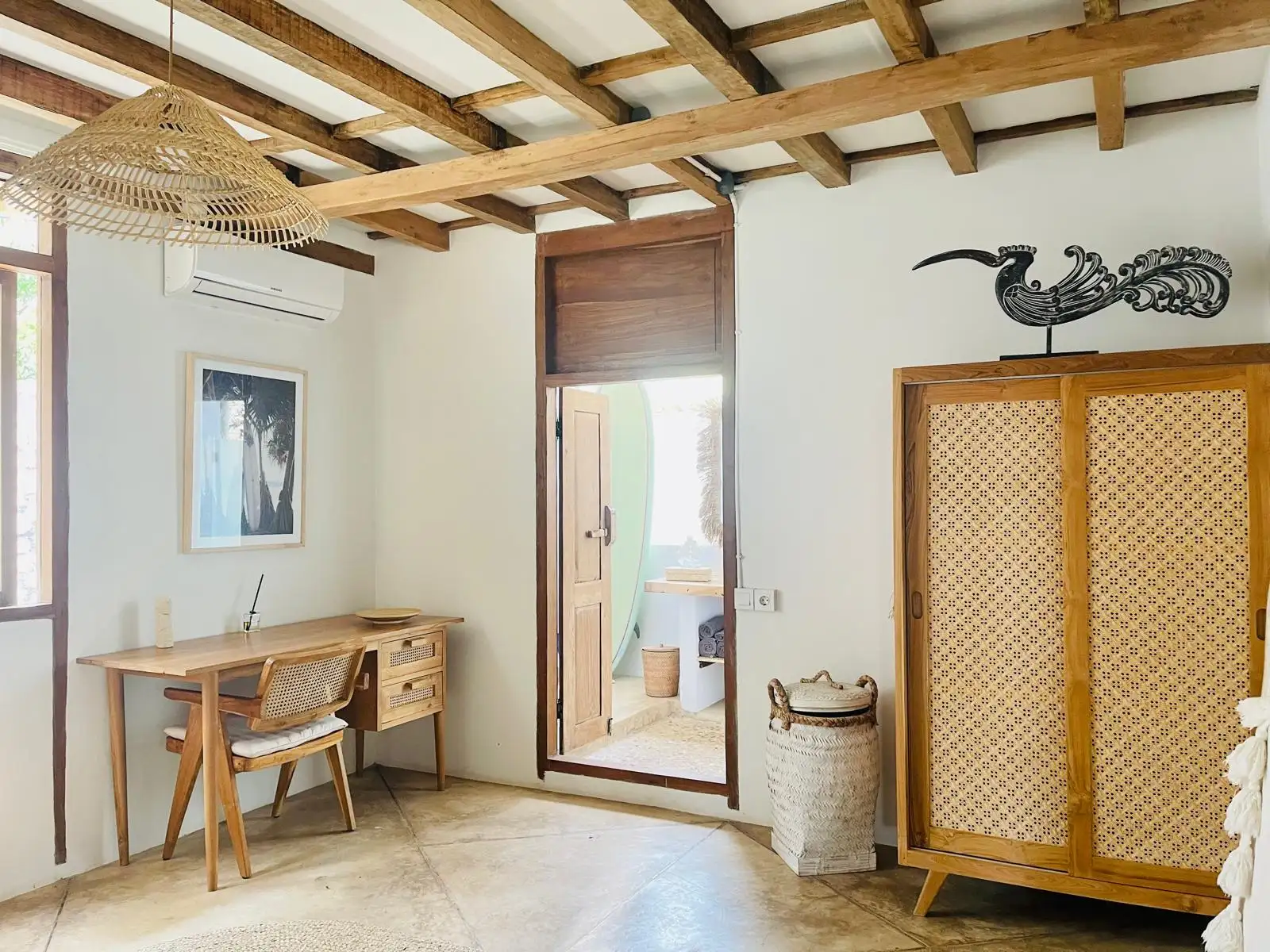 Villa 300m² in Indonesia, Bukit. Priced at 975000$ rent photo-1
