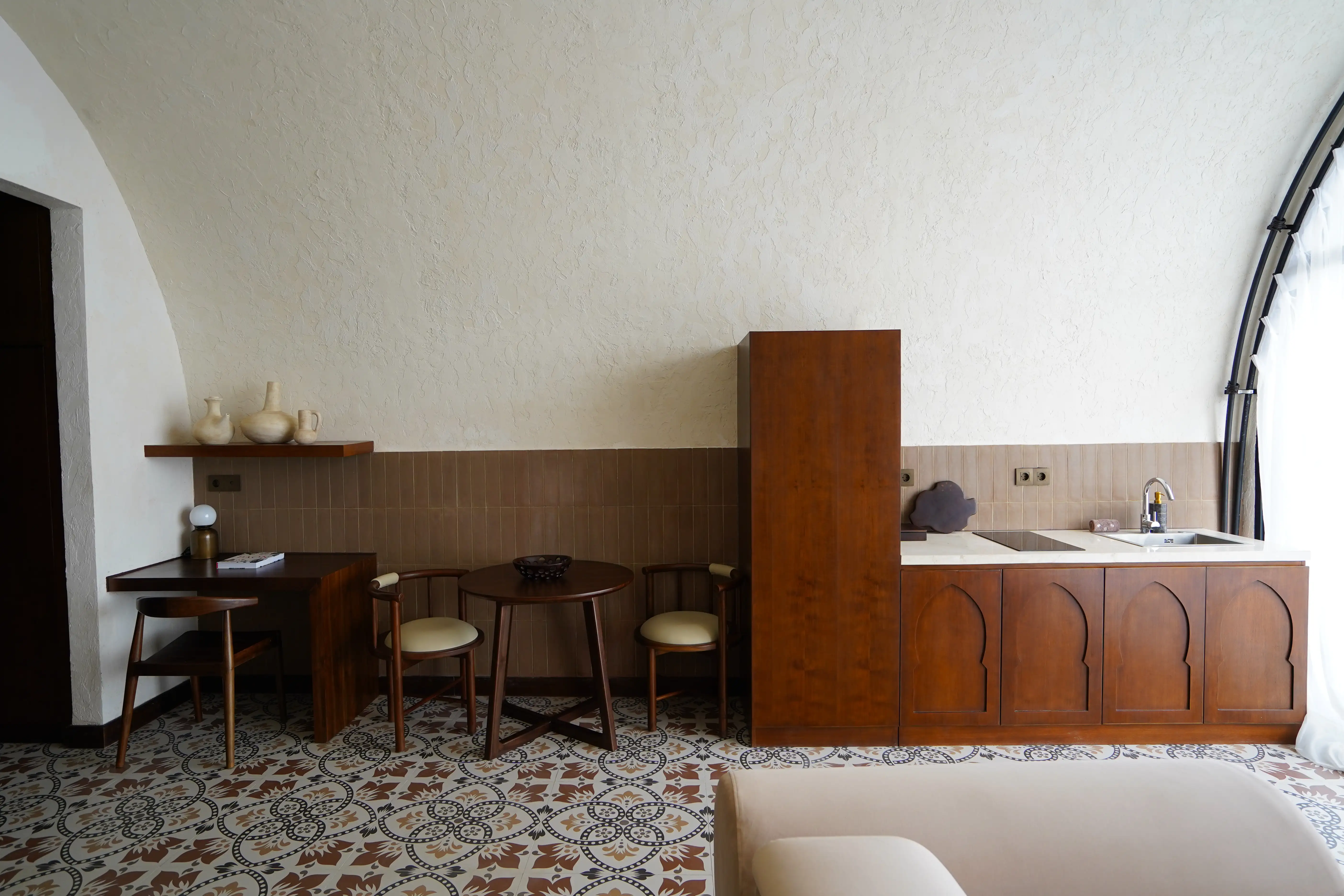 Flat 50m² in Indonesia, Bukit. Priced at 200000$ rent photo-8