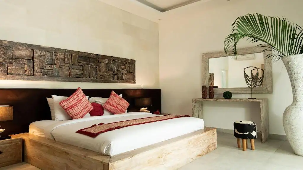Villa 300m² in Indonesia, Seminyak. Priced at 700000$ rent photo-3