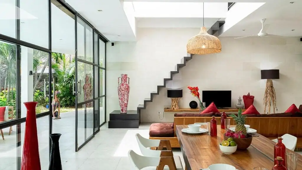 Villa 300m² in Indonesia, Seminyak. Priced at 700000$ rent photo-6