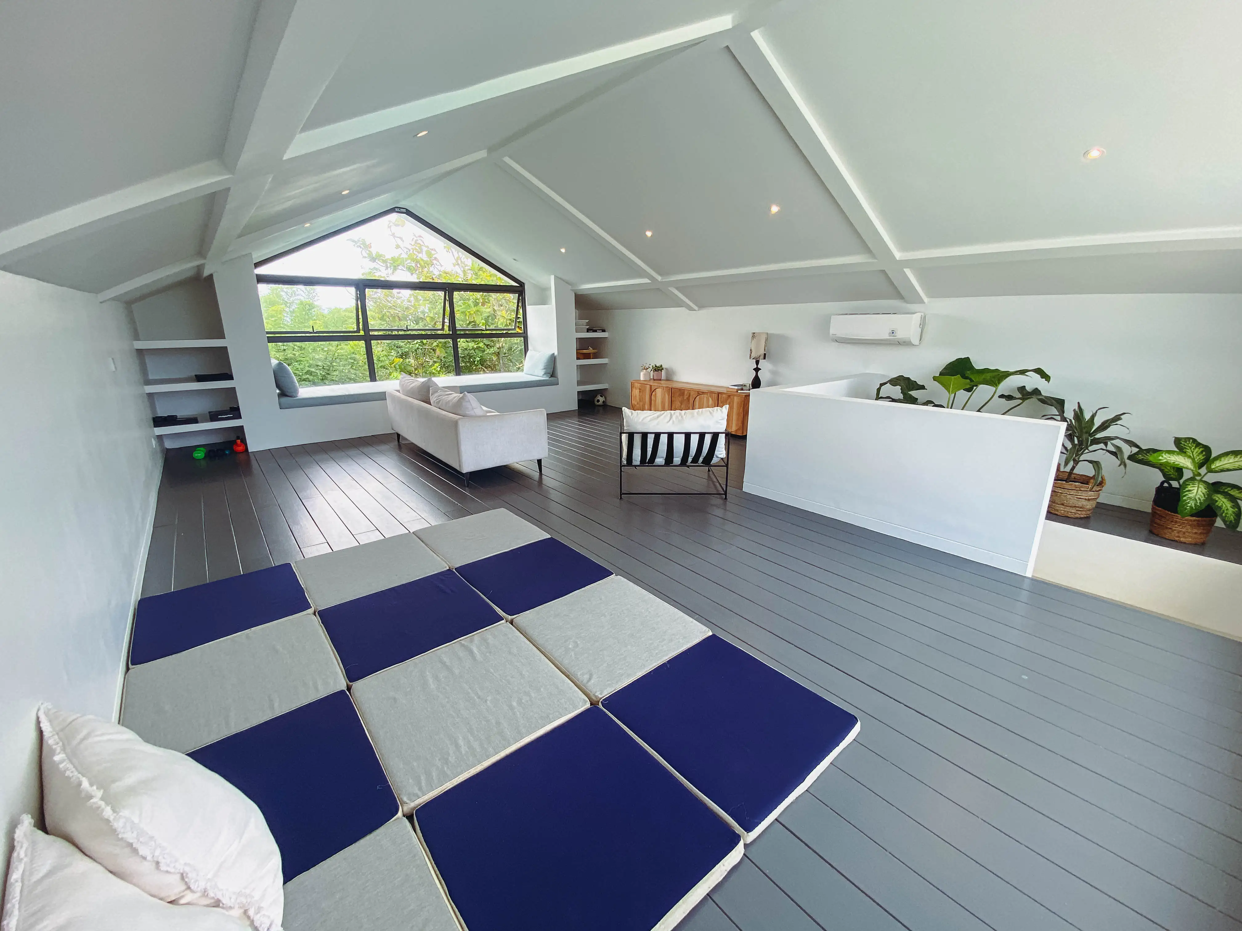 Villa 425m² in Indonesia, Bukit. Priced at 975000$ rent photo-5