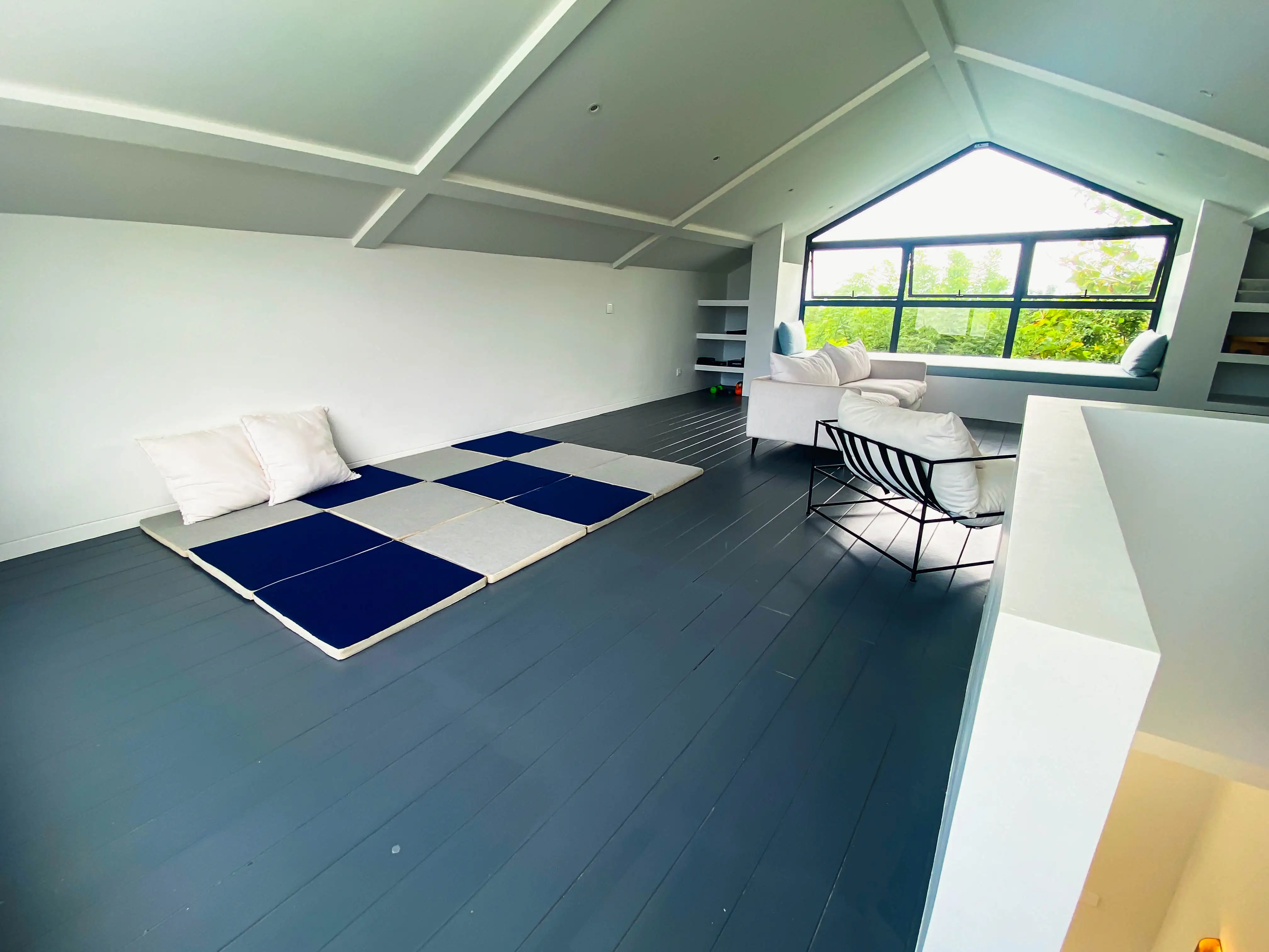 Villa 425m² in Indonesia, Bukit. Priced at 975000$ rent photo-6