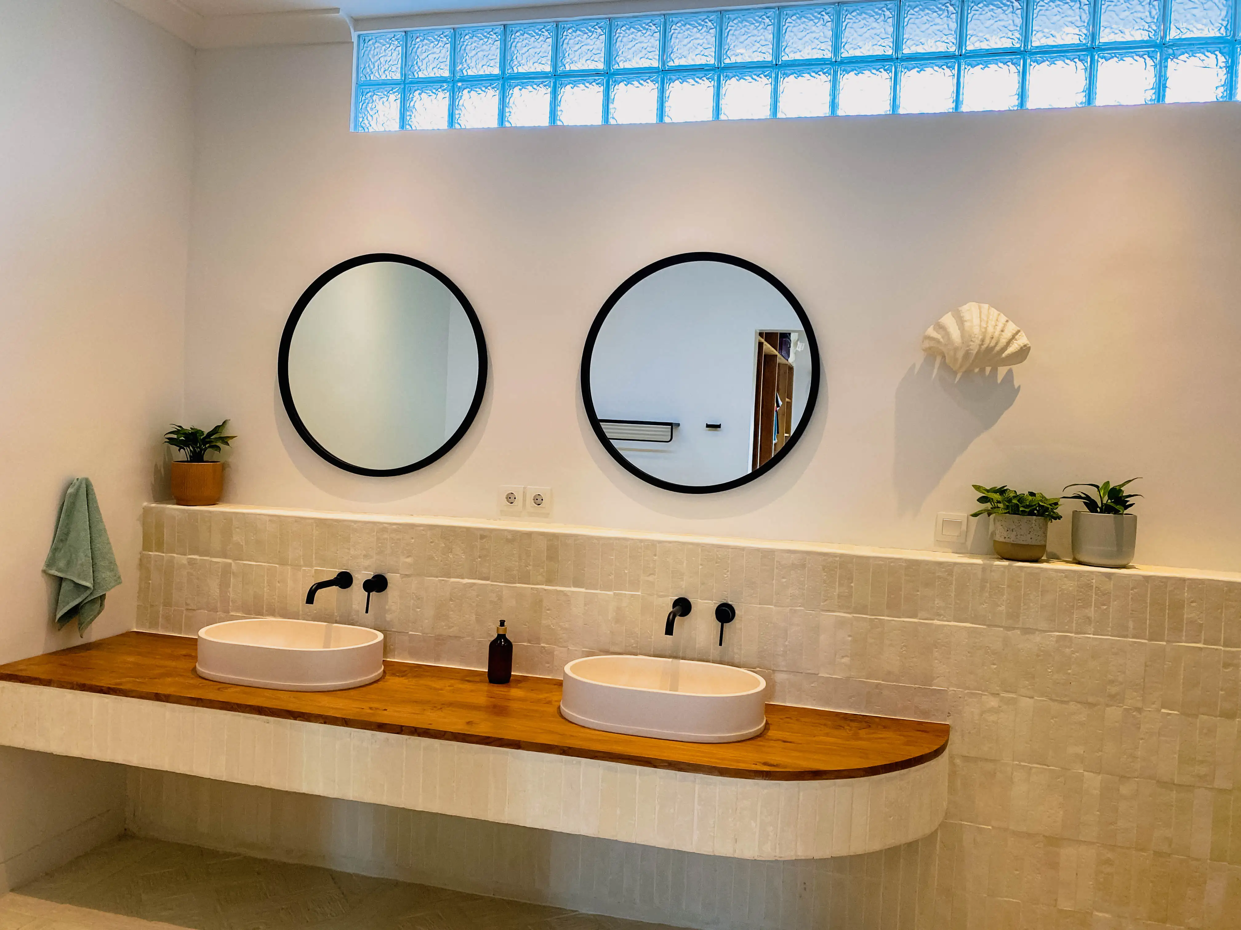 Villa 425m² in Indonesia, Bukit. Priced at 975000$ rent photo-8