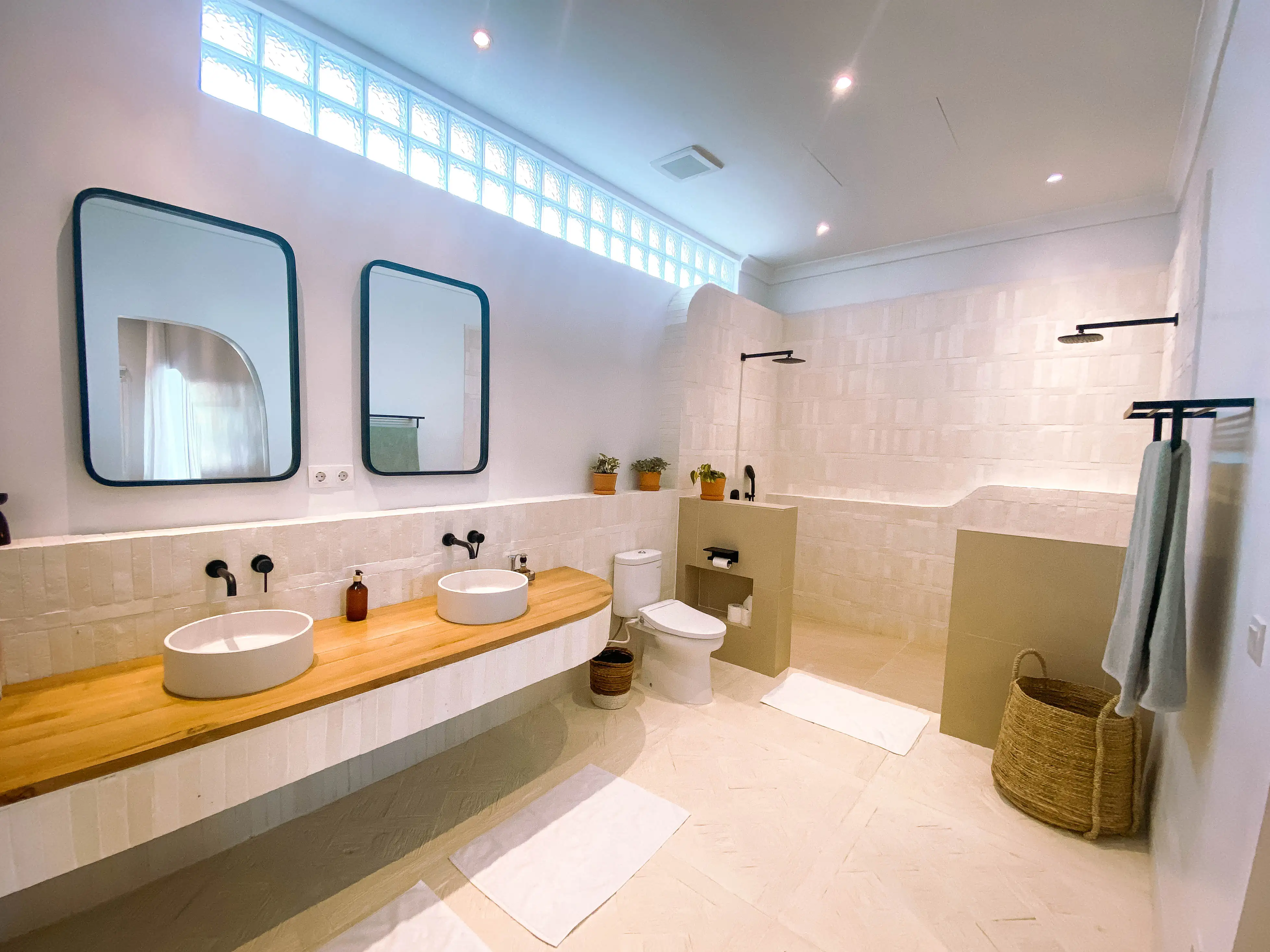 Villa 425m² in Indonesia, Bukit. Priced at 975000$ rent photo-10