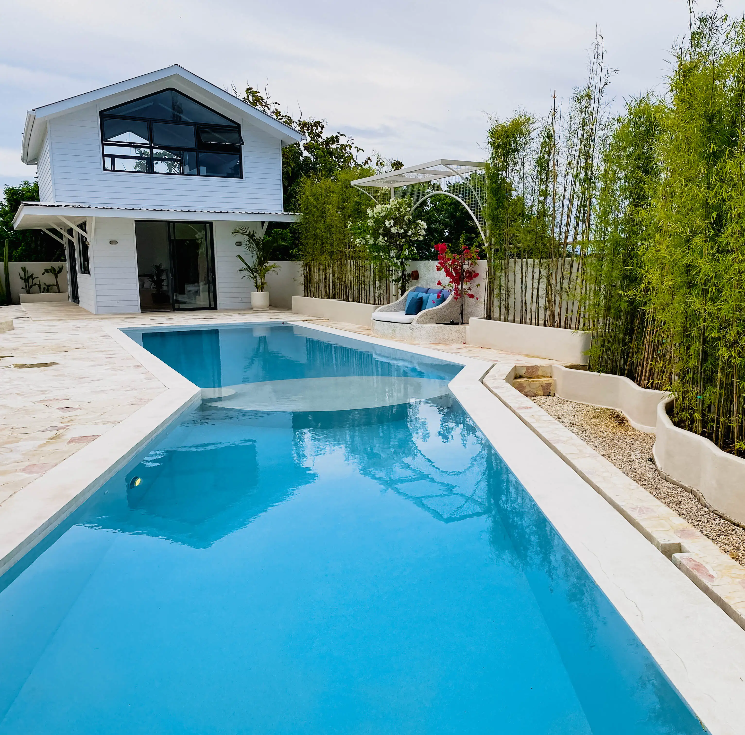Villa 425m² in Indonesia, Bukit. Priced at 975000$ rent photo-34