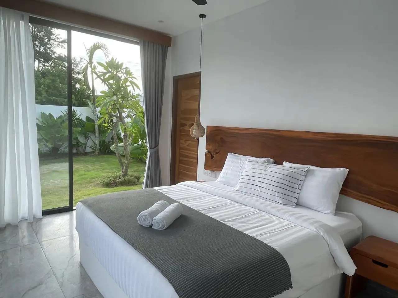 Villa 260m² in Indonesia, Bukit. Priced at 400000$ rent photo-17