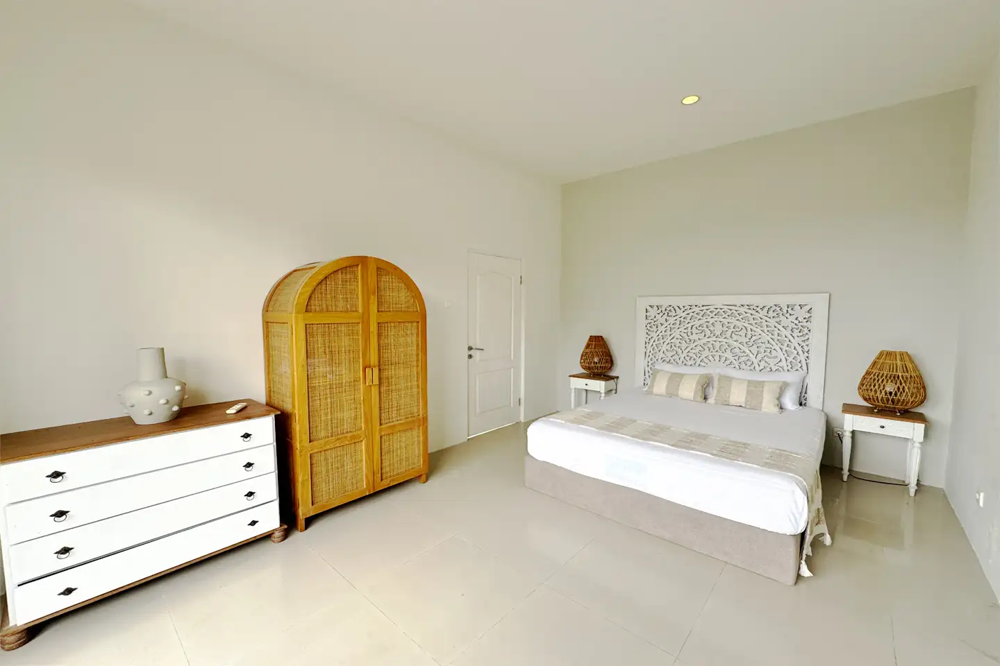 Villa 500m² in Indonesia, Canggu. Priced at 45000$ rent photo-10