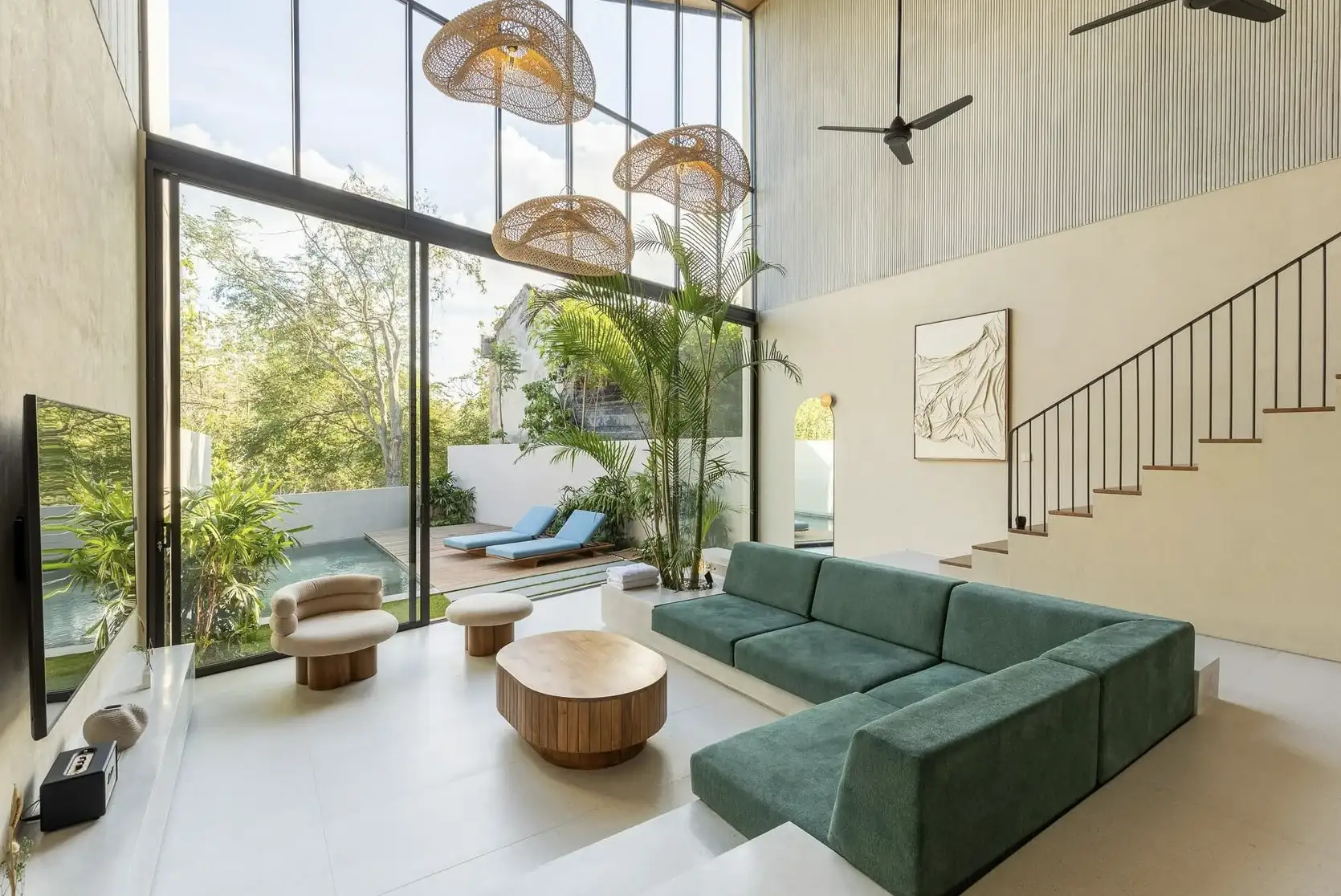 Villa 218m² in Indonesia, Bukit. Priced at 90000$ rent photo-15