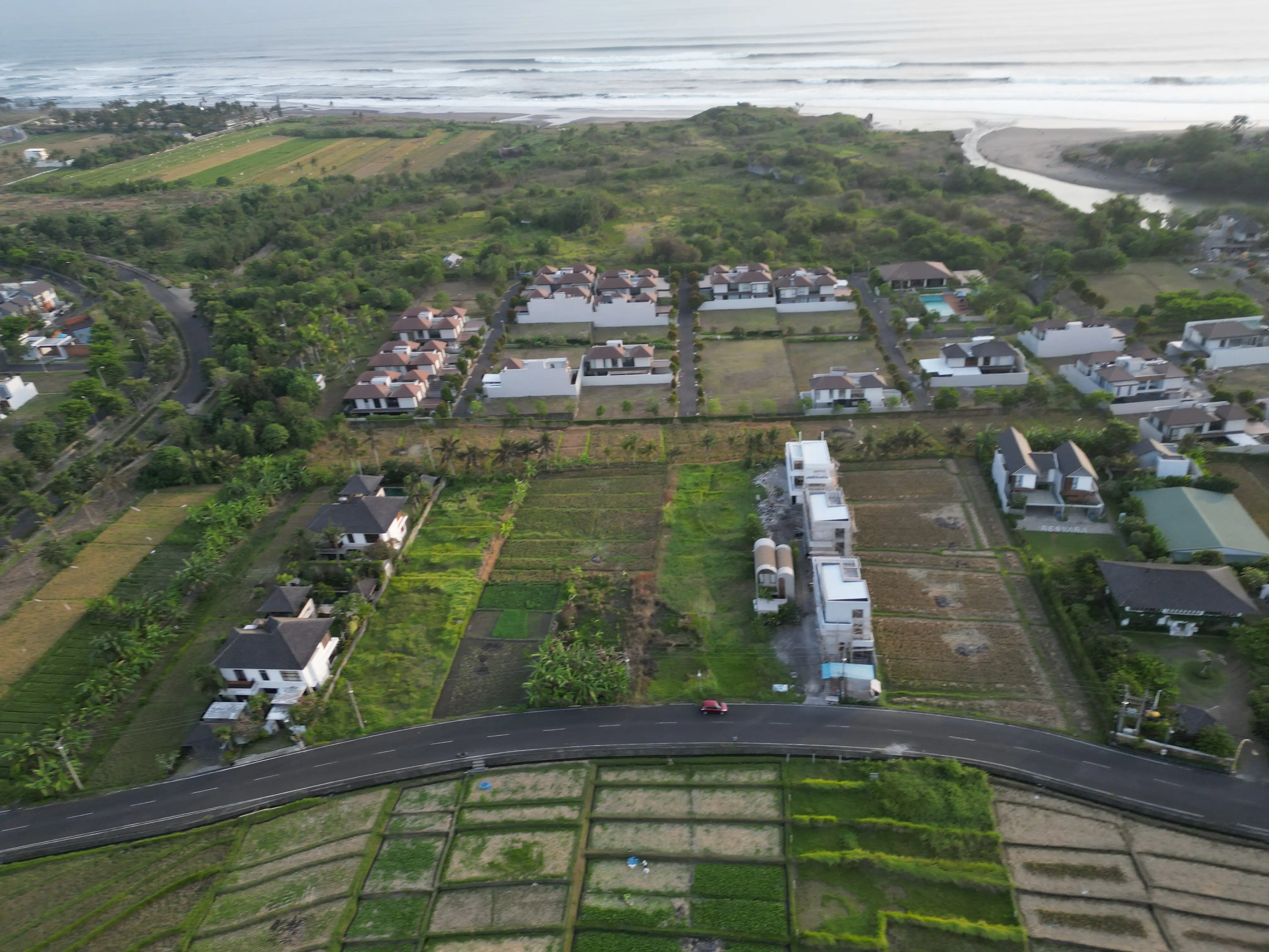Land 0m² in Indonesia, Kedungu. Priced at 281656$ rent photo-3