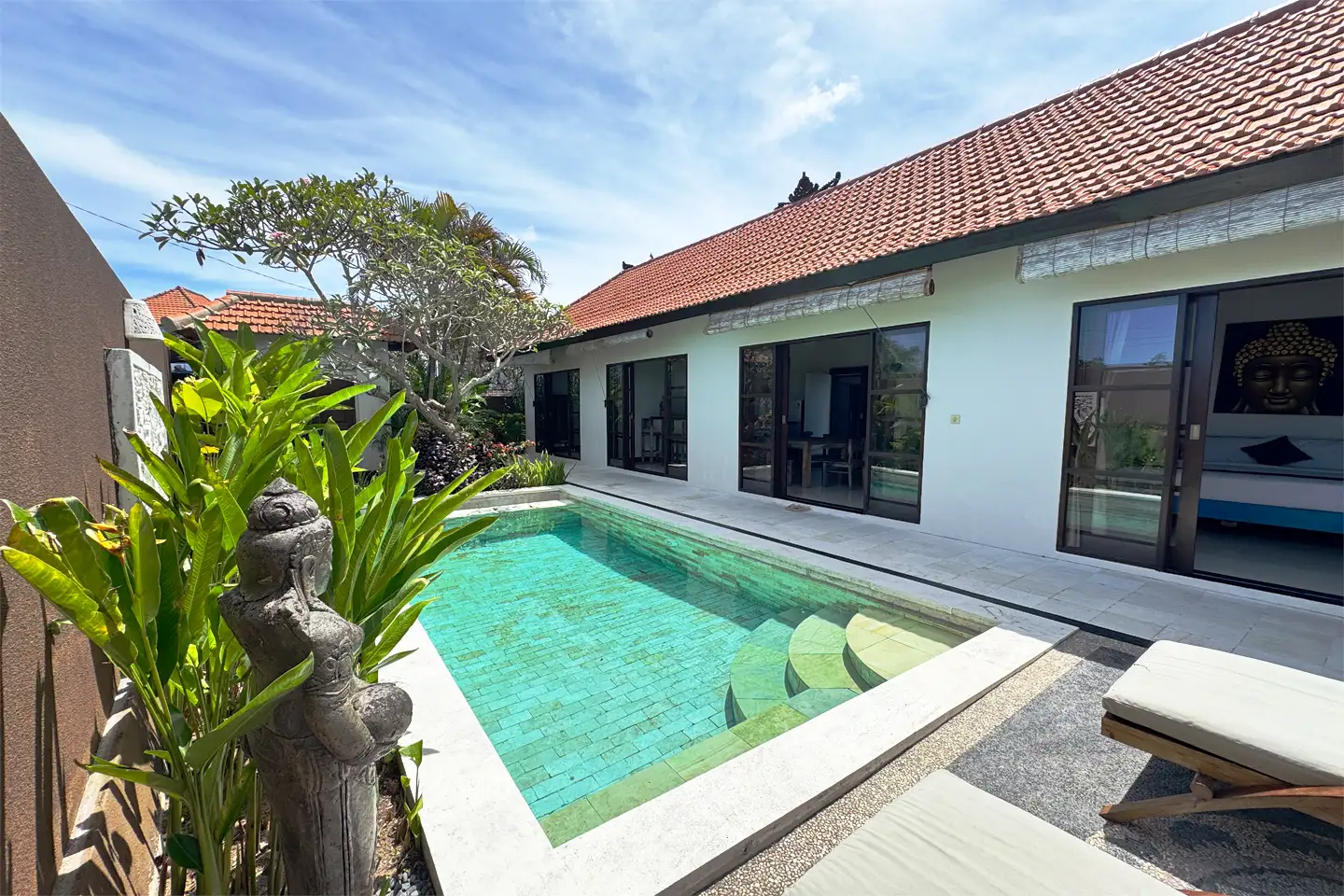 Villa 350m² in Indonesia, Bukit. Priced at 23700$ rent photo-4