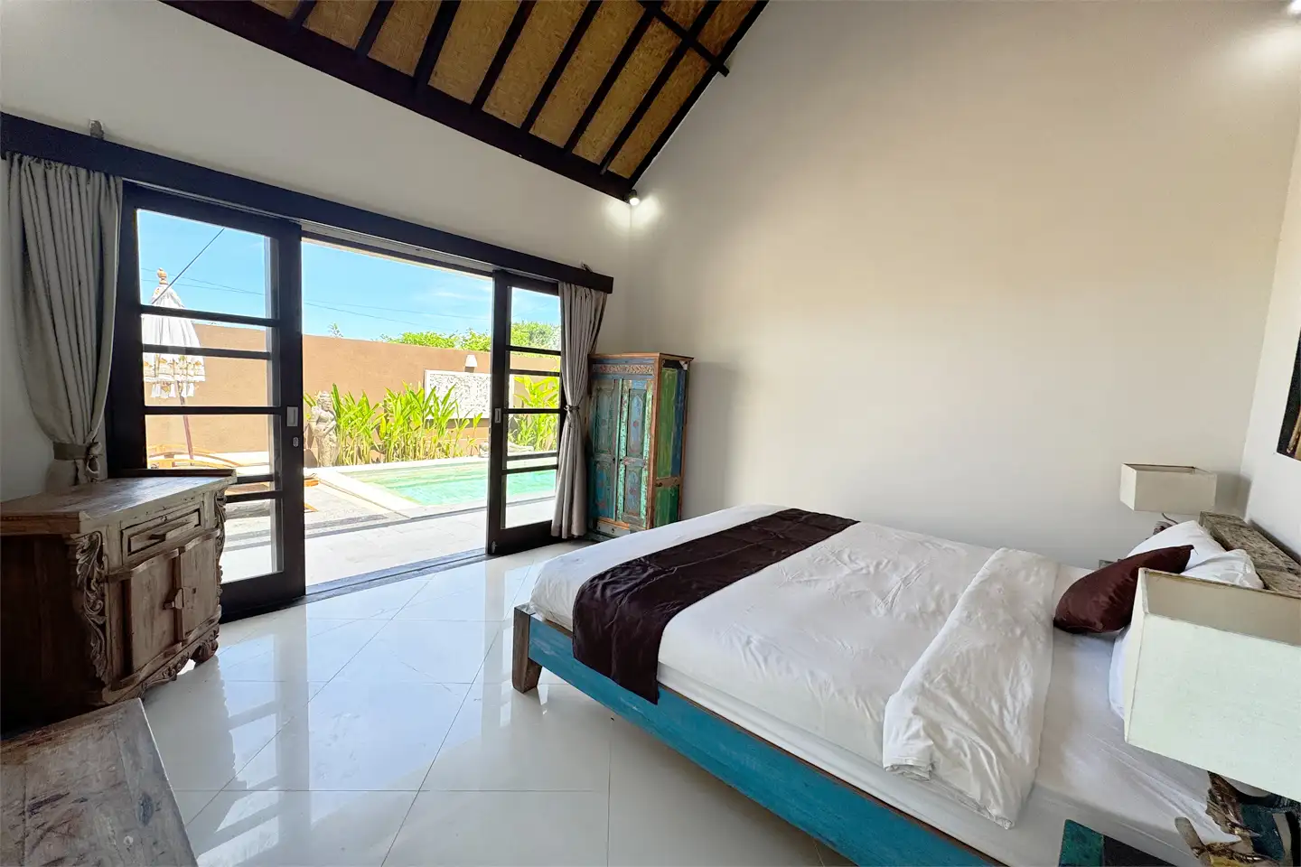 Villa 350m² in Indonesia, Bukit. Priced at 23700$ rent photo-7