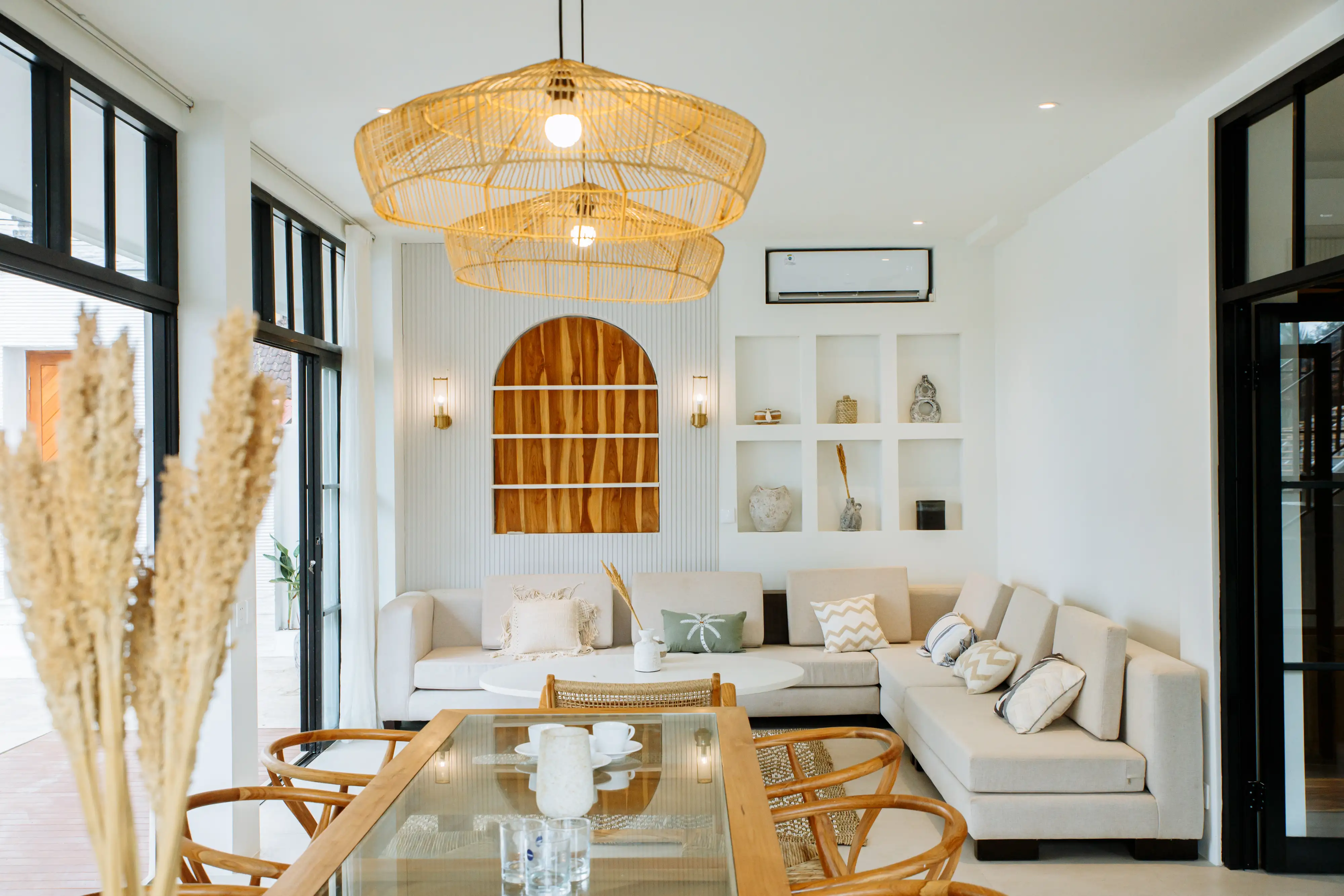 Villa 190m² in Indonesia, Ubud. Priced at 350000$ rent photo-25