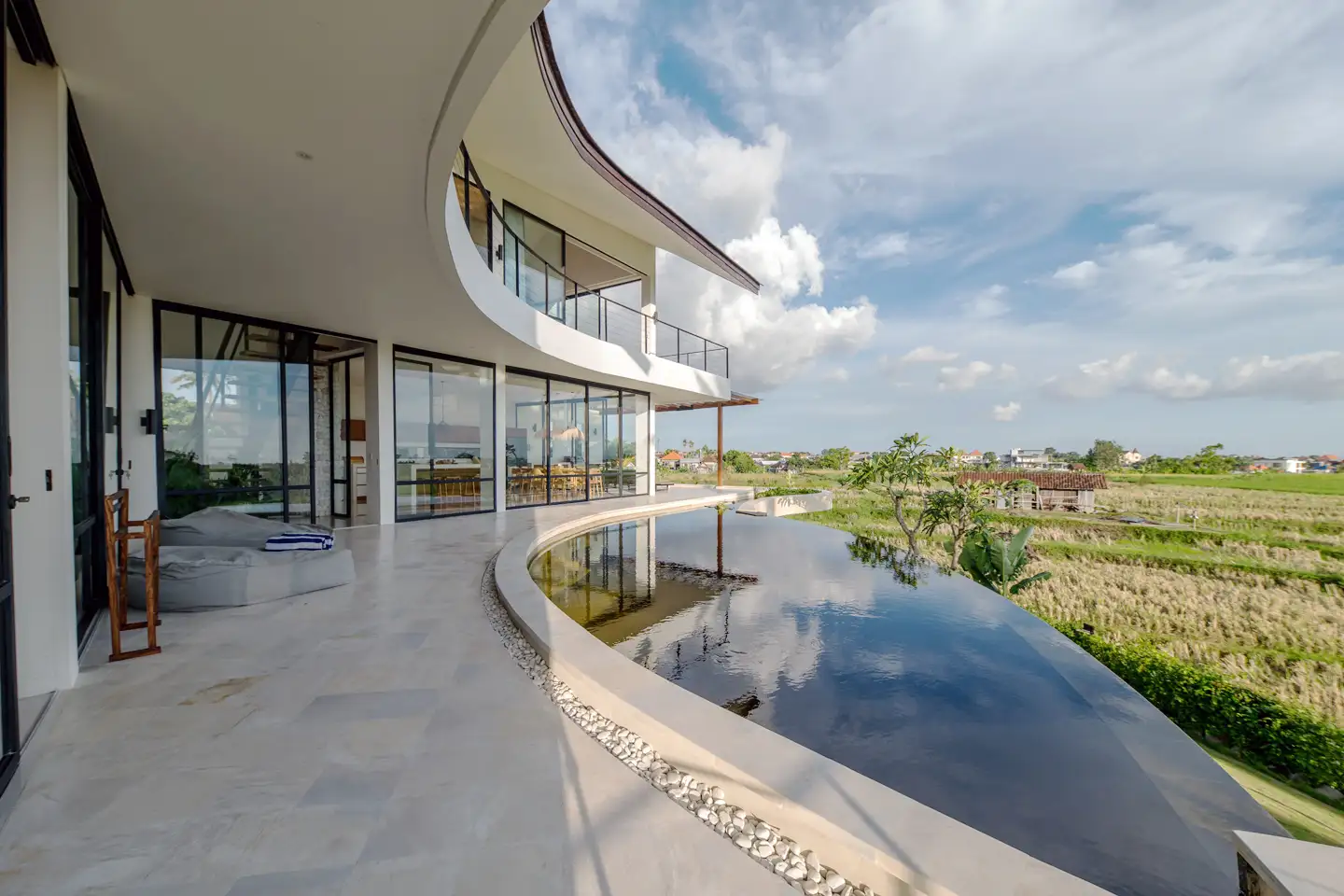 Villa 547m² in Indonesia, Canggu. Priced at 1250000$ rent photo-24