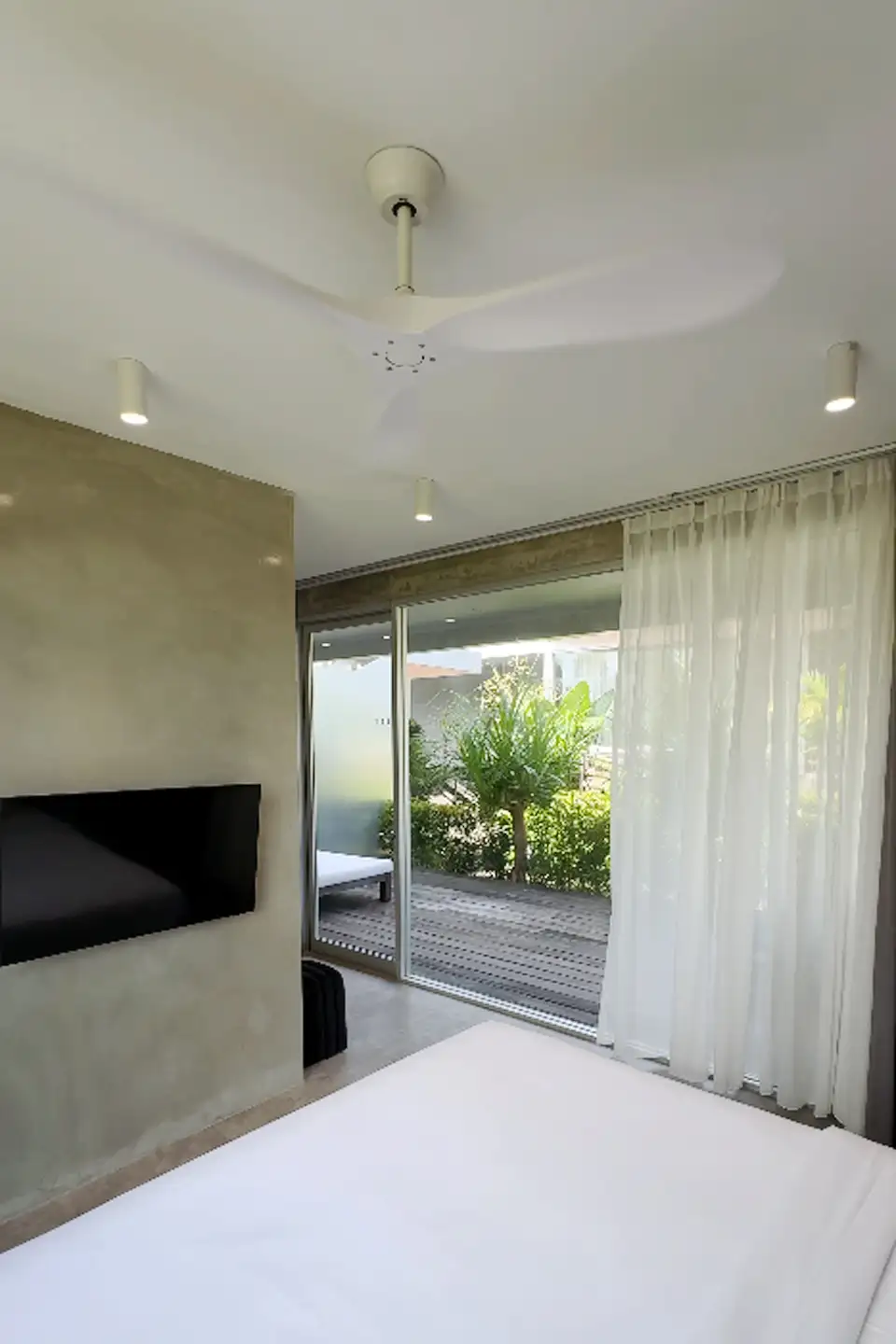 Flat 45m² in Indonesia, Canggu. Priced at 105000$ rent photo-6