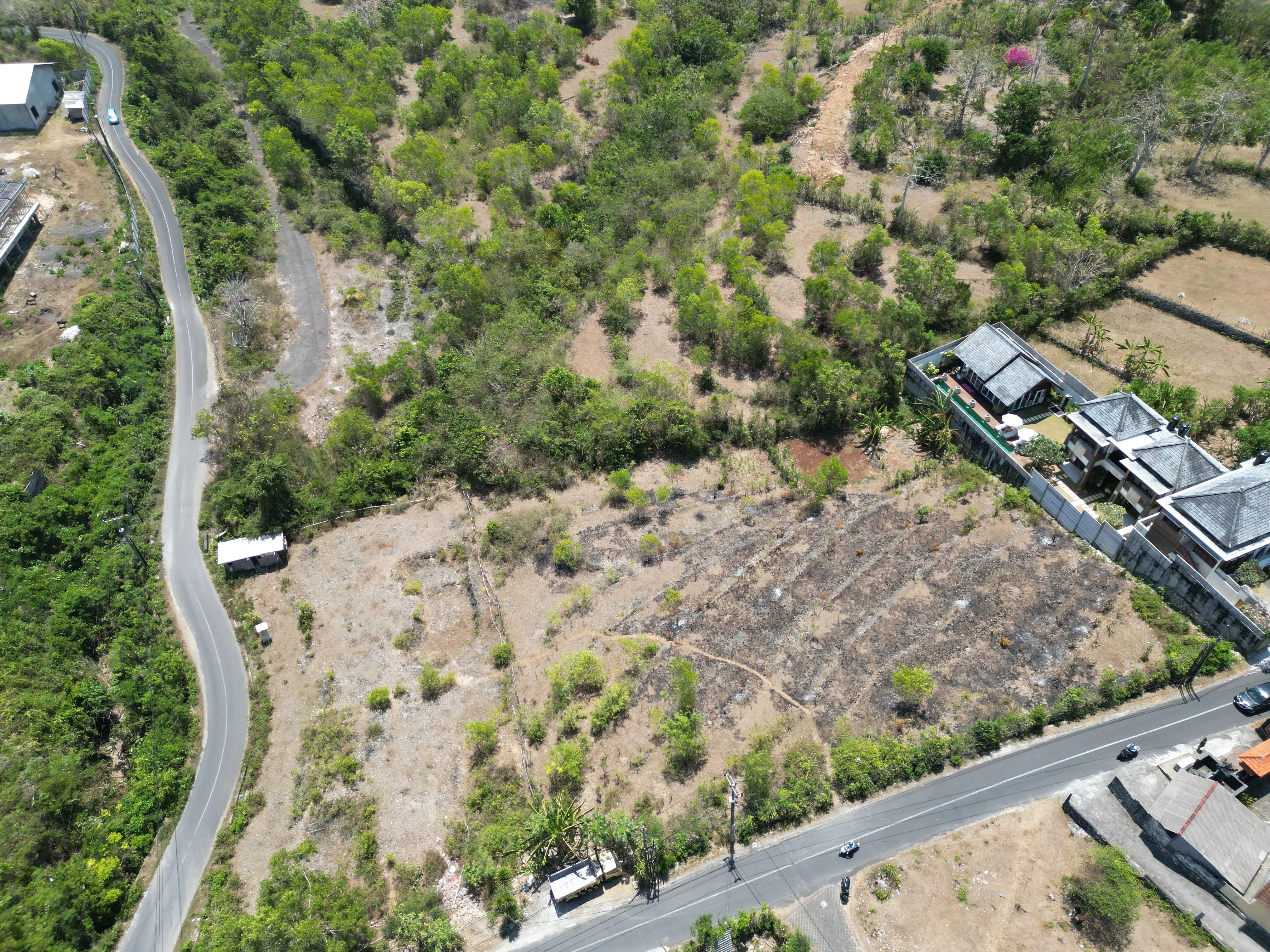 Land 0m² in Indonesia, Bukit. Priced at 736059$ rent photo-3