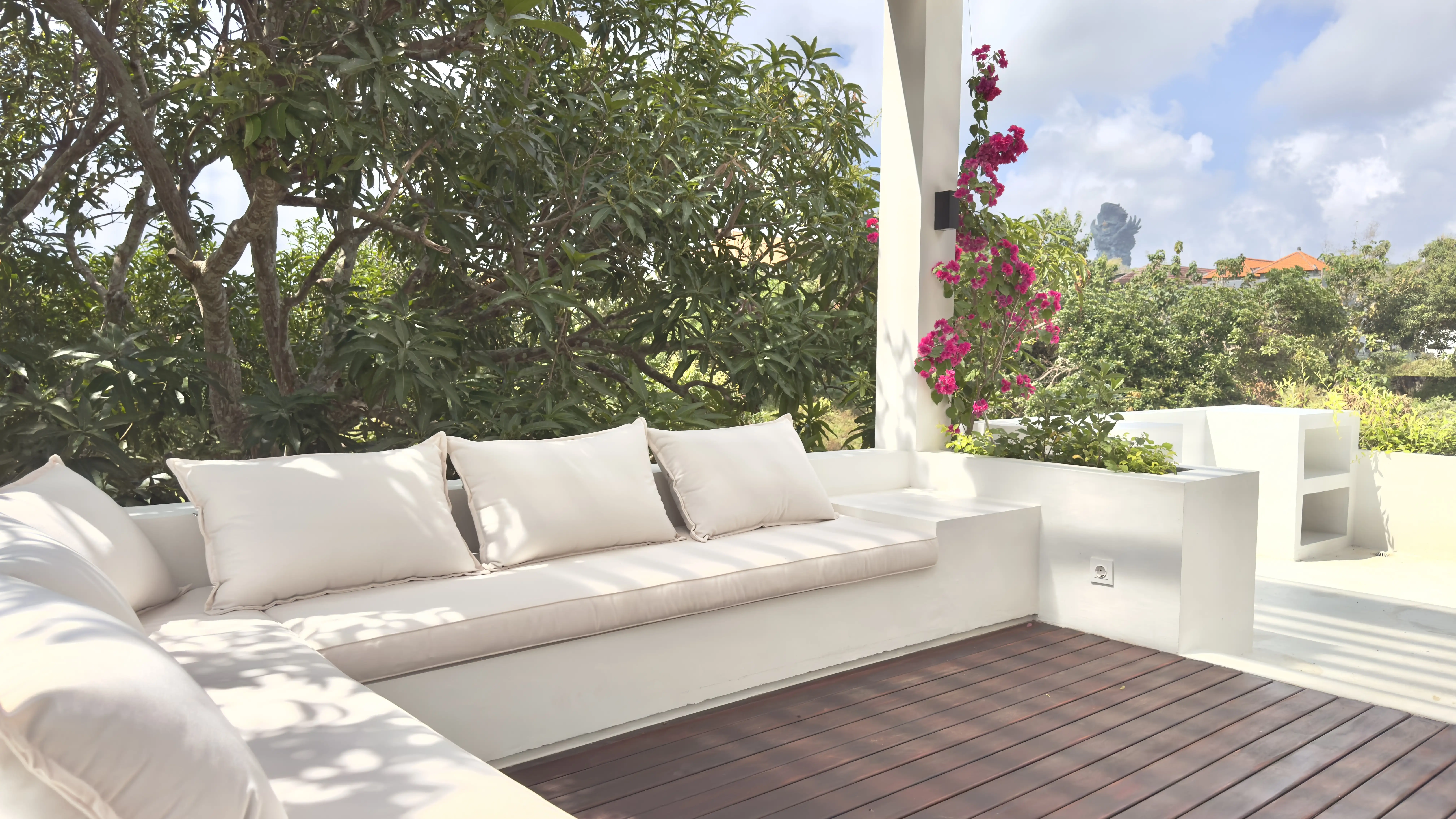 Villa 202m² in Indonesia, Bukit. Priced at 350000$ rent photo-3