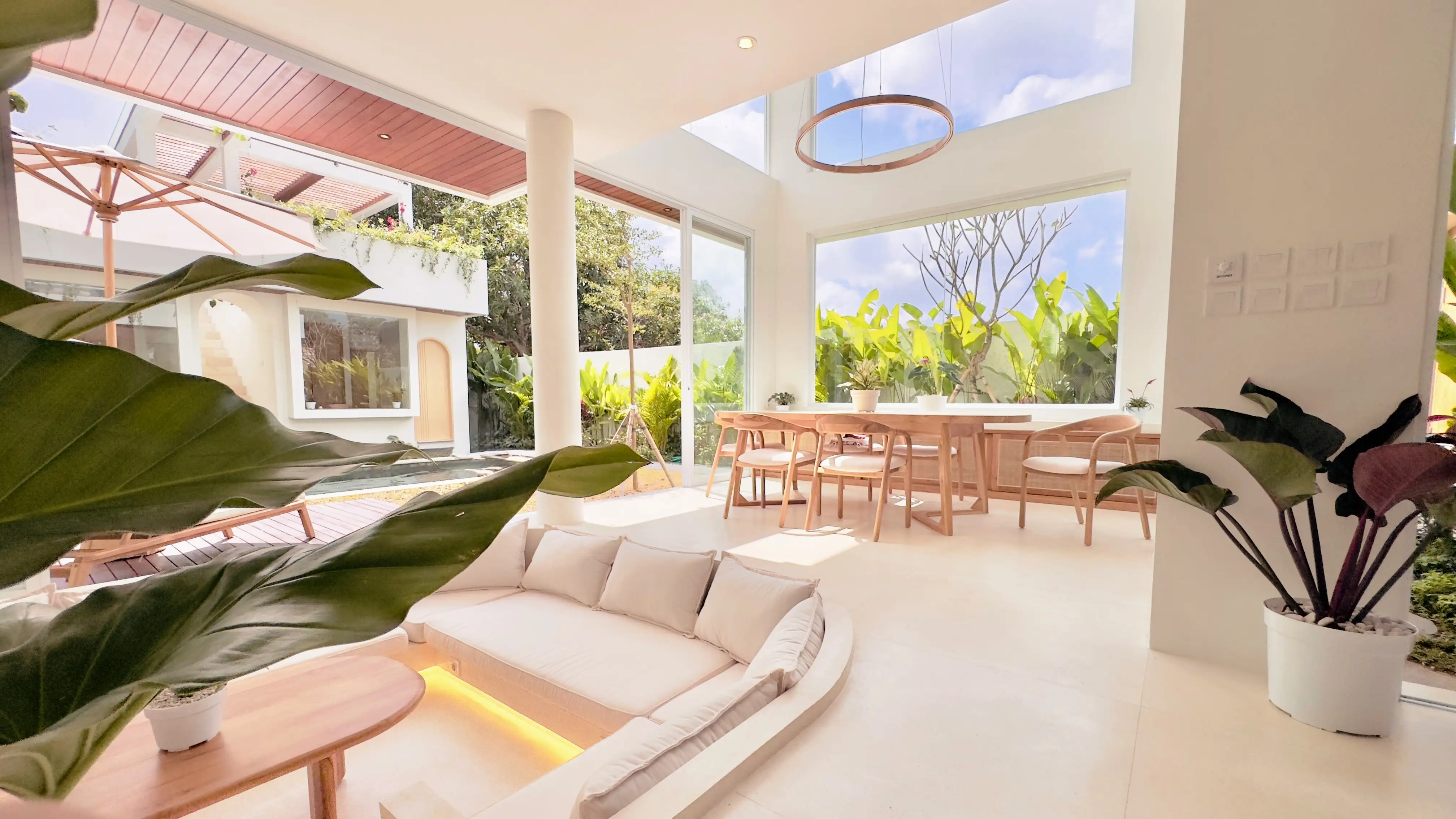 Villa 202m² in Indonesia, Bukit. Priced at 350000$ rent photo-15