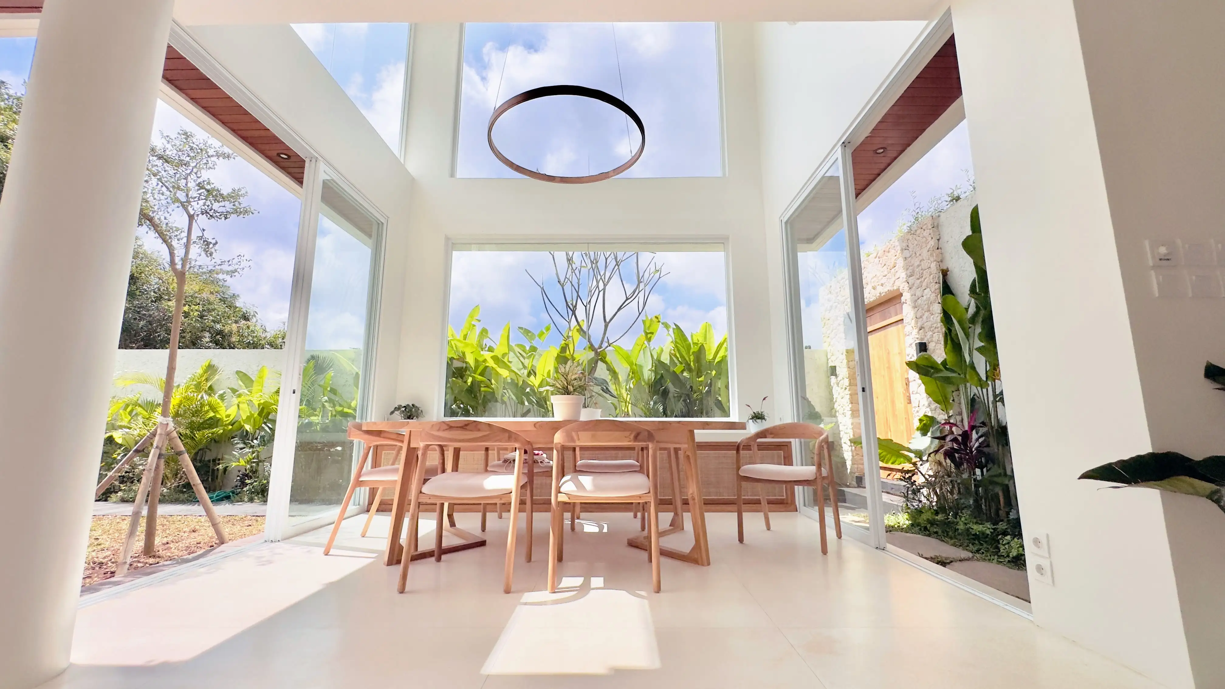 Villa 202m² in Indonesia, Bukit. Priced at 350000$ rent photo-16
