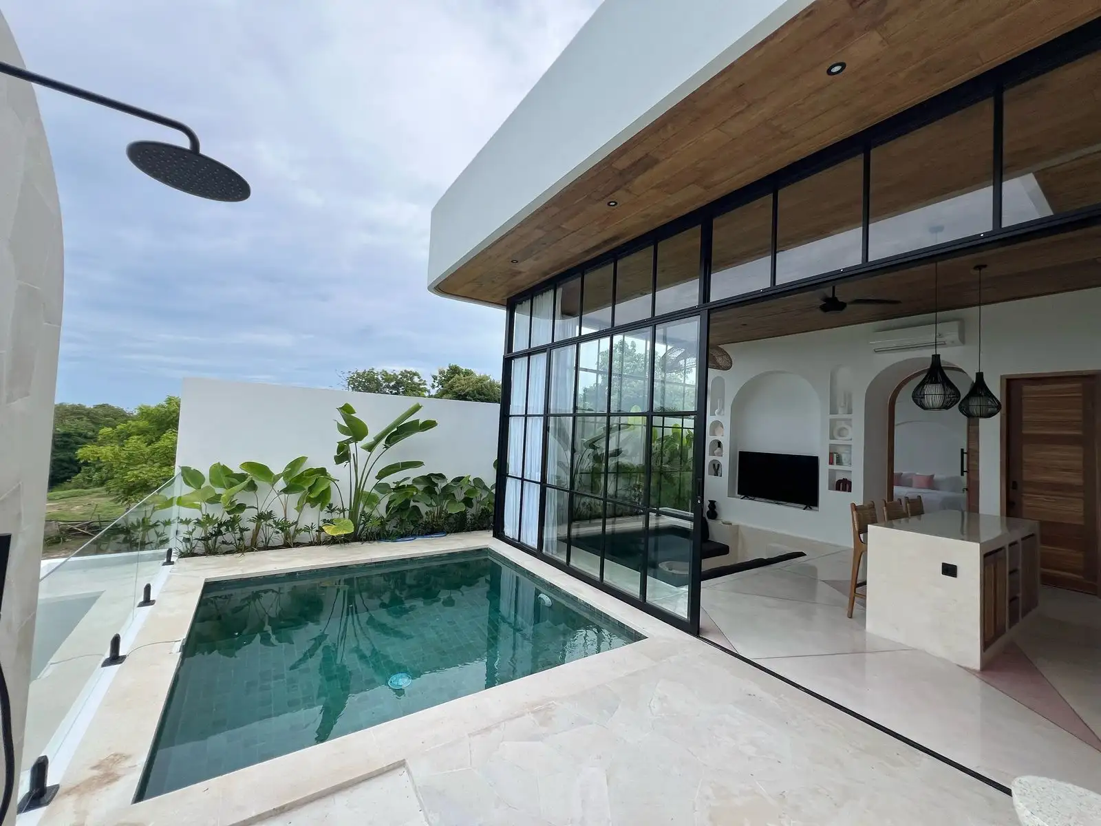 Villa 65m² in Indonesia, Bukit. Priced at 149000$ rent photo-2