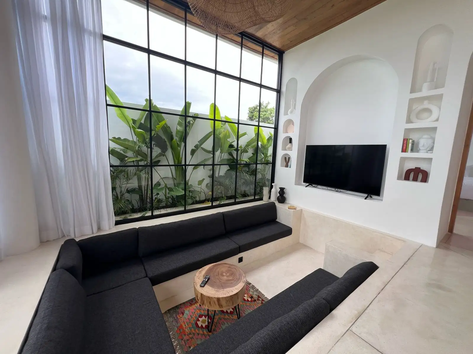Villa 65m² in Indonesia, Bukit. Priced at 149000$ rent photo-14