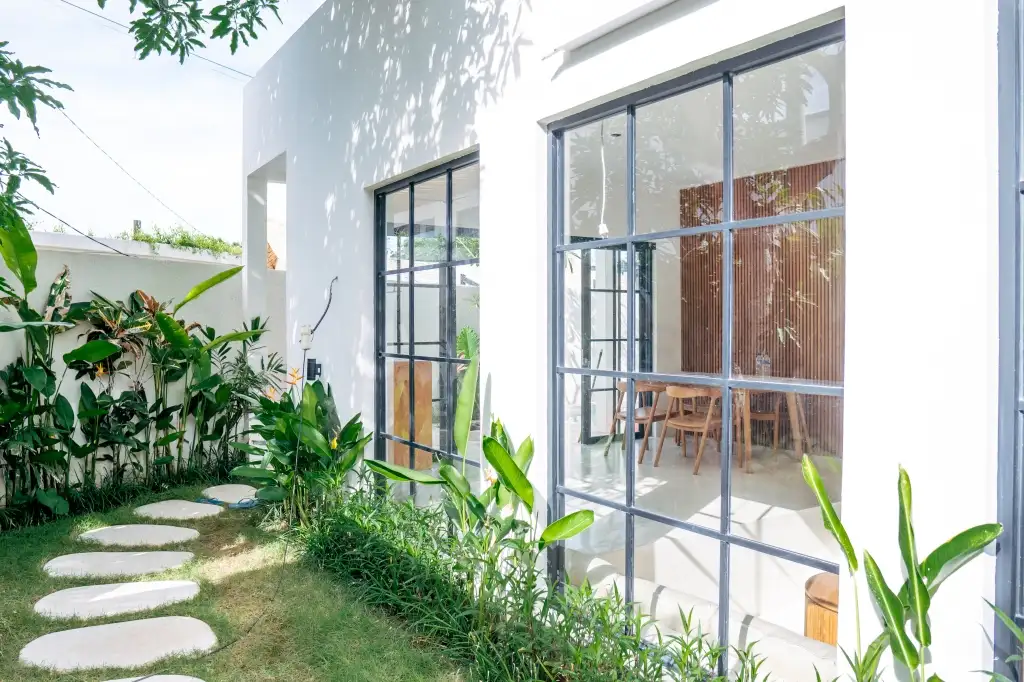 Villa 180m² in Indonesia, Bukit. Priced at 21950$ rent photo-1