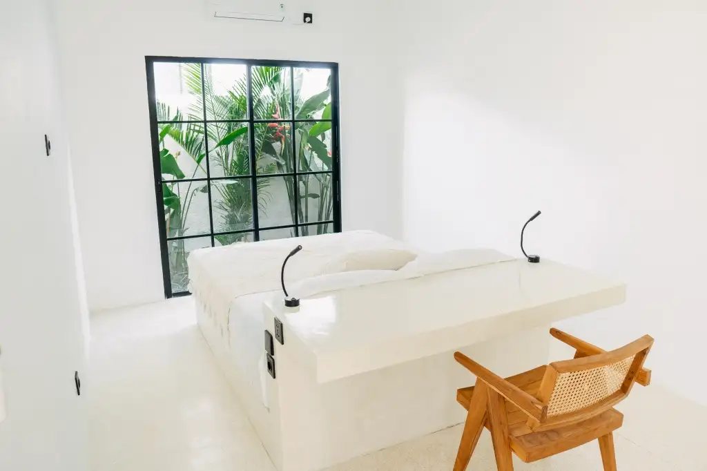 Villa 180m² in Indonesia, Bukit. Priced at 21950$ rent photo-12