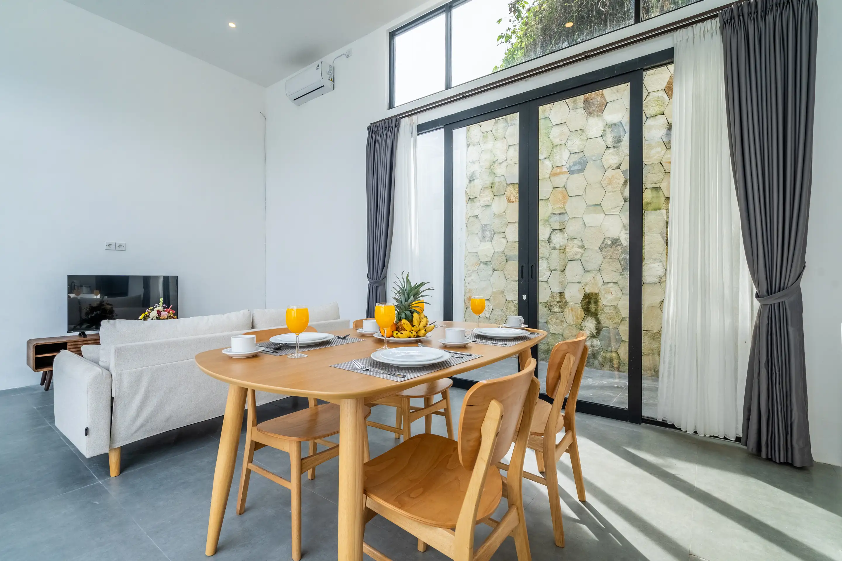 Villa 144m² in Indonesia, Canggu. Priced at 130000$ rent photo-8