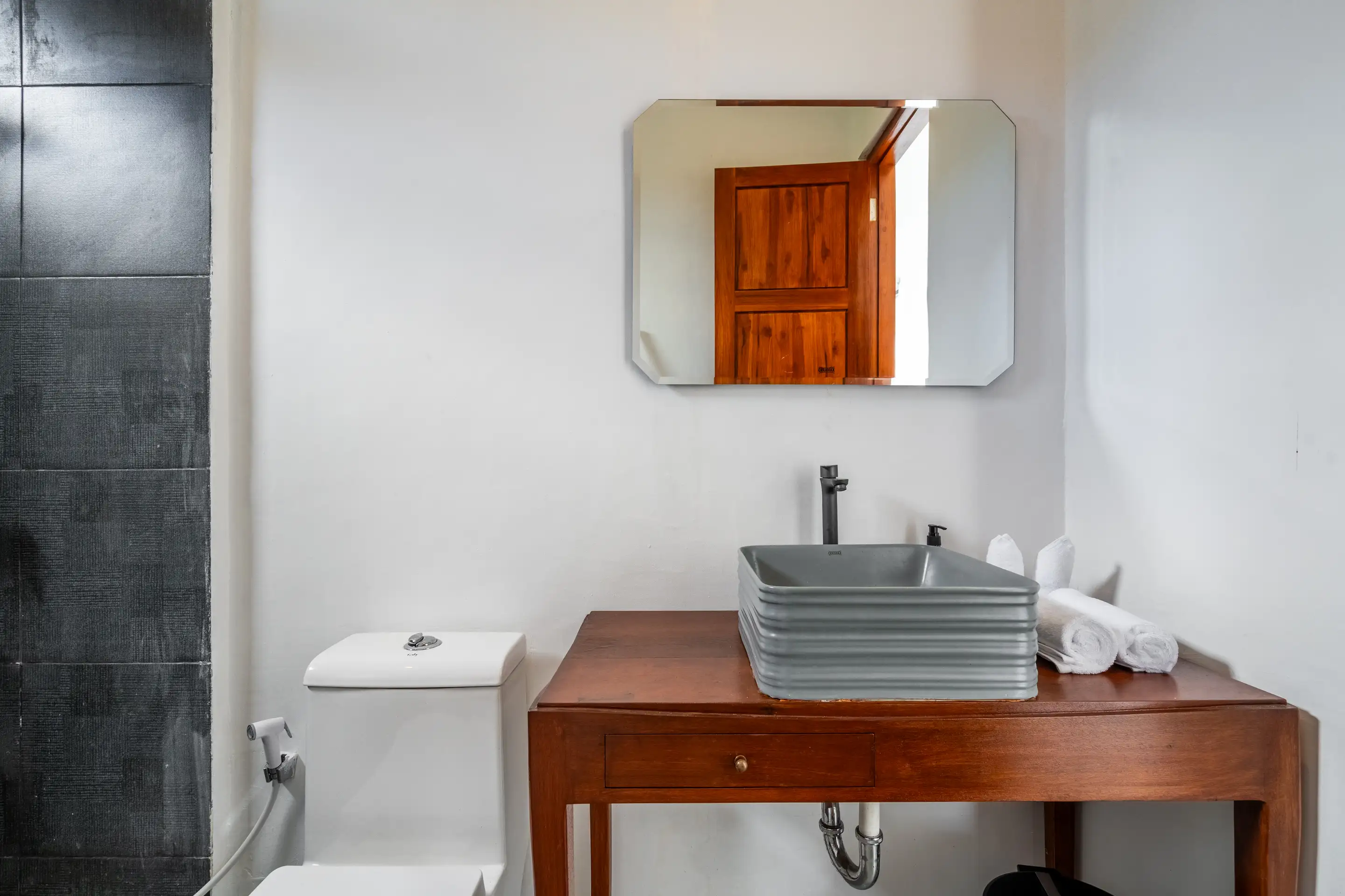 Villa 144m² in Indonesia, Canggu. Priced at 130000$ rent photo-17