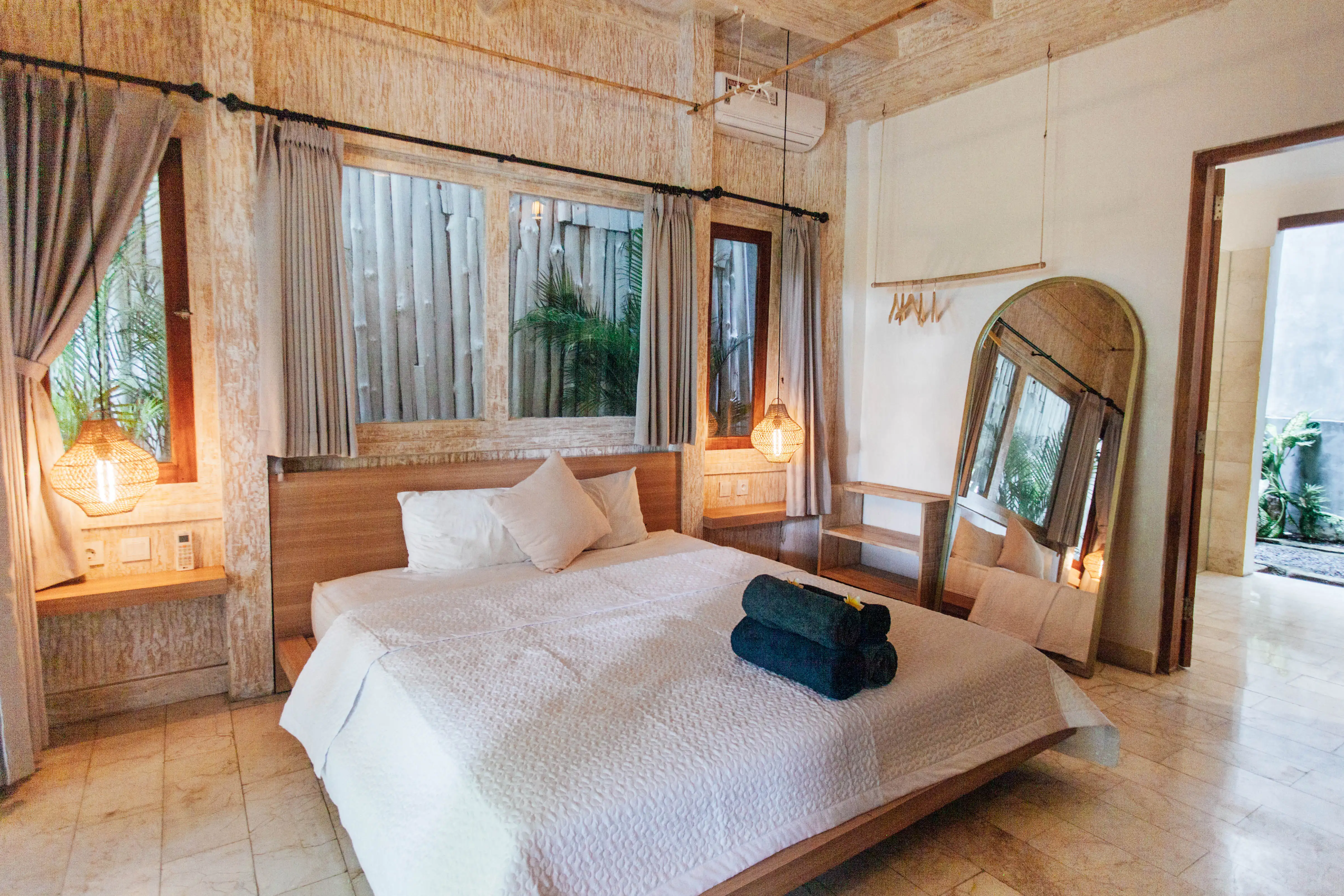 Villa 180m² in Indonesia, Canggu. Priced at 26000$ rent photo-1