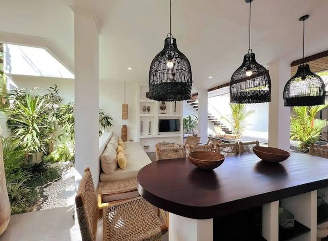 Villa 200m² in Indonesia, Canggu. Priced at 325000$ rent photo-10