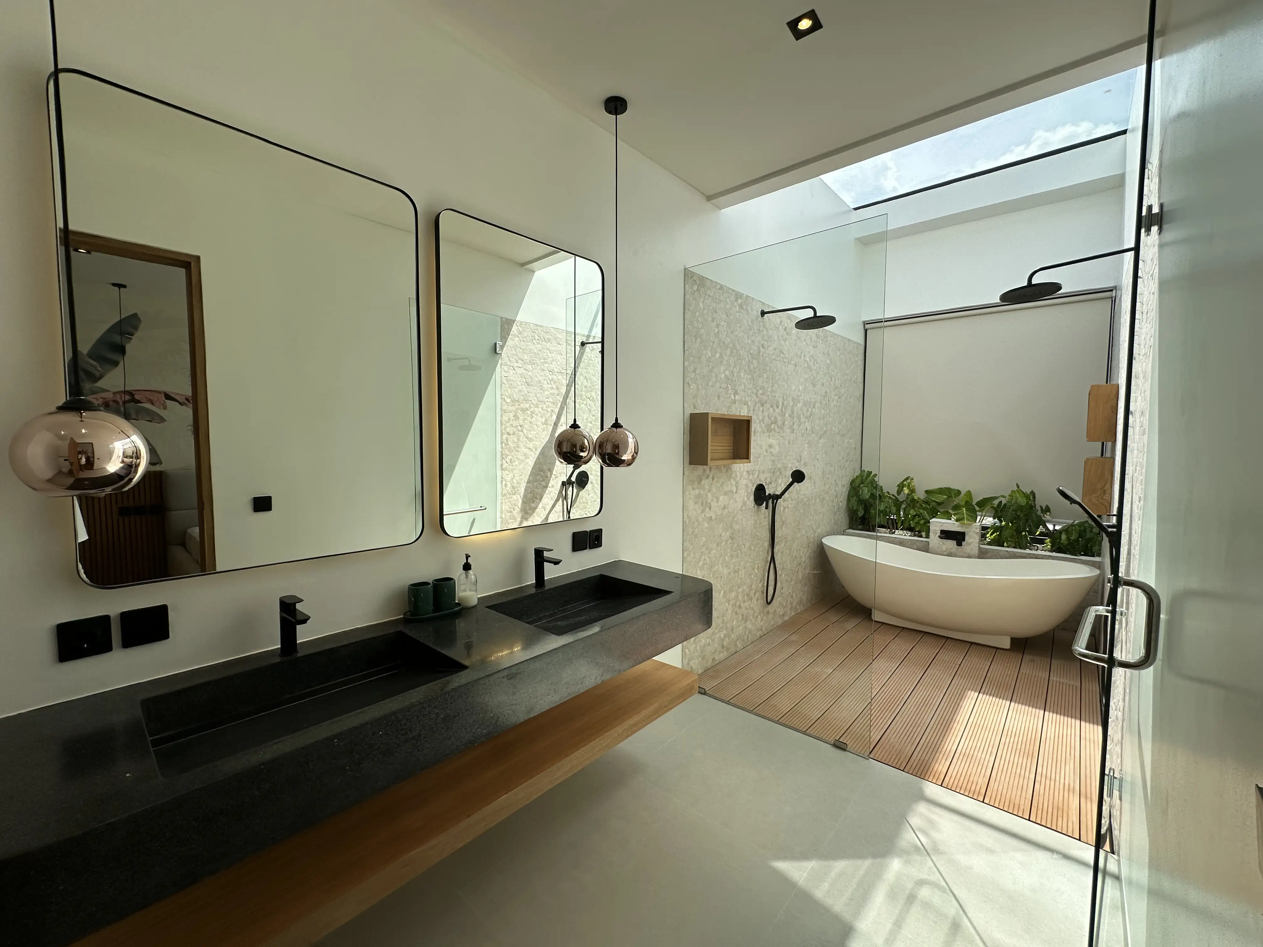 Villa 280m² in Indonesia, Canggu. Priced at 403025$ rent photo-3