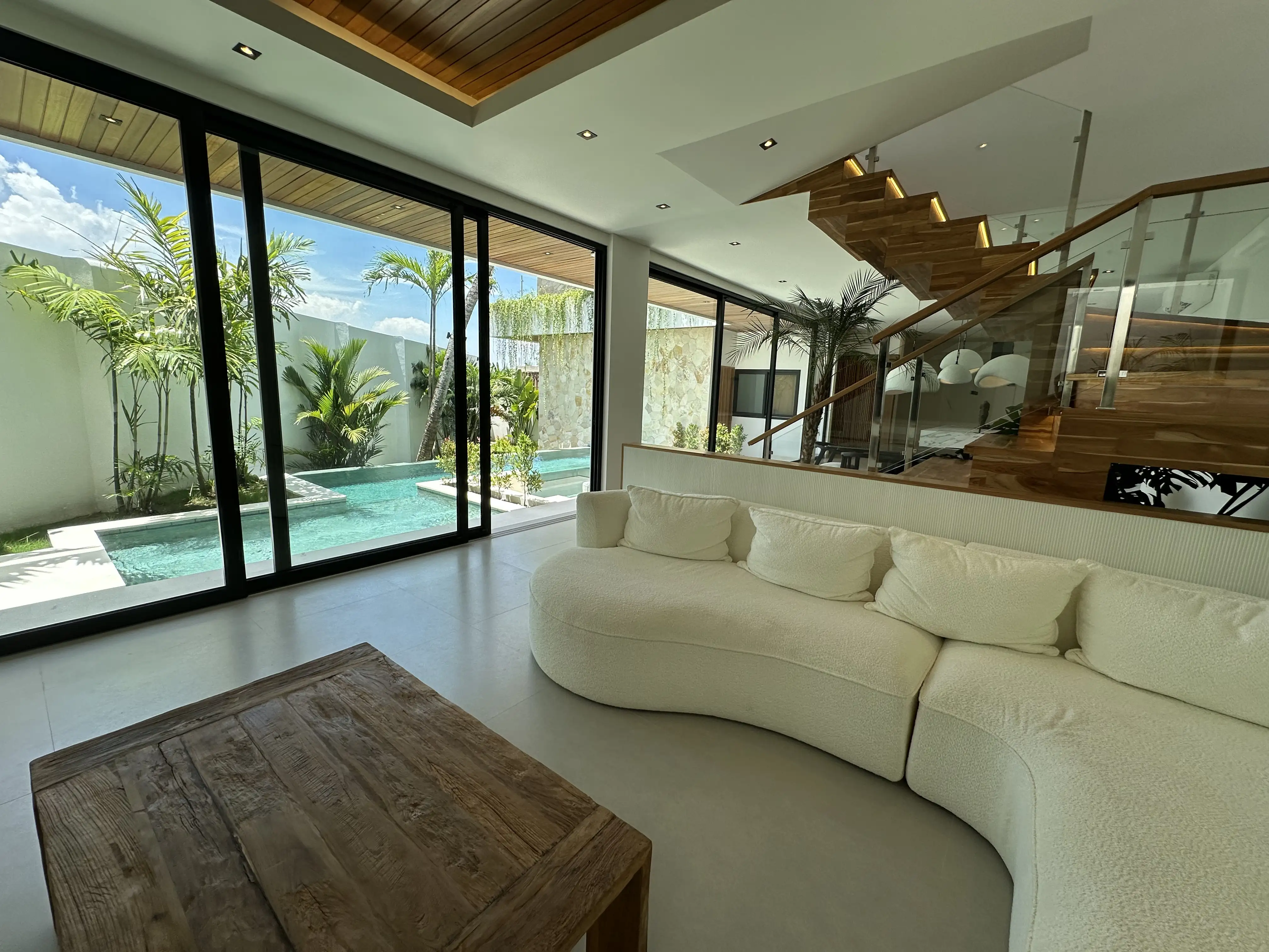 Villa 280m² in Indonesia, Canggu. Priced at 403025$ rent photo-13