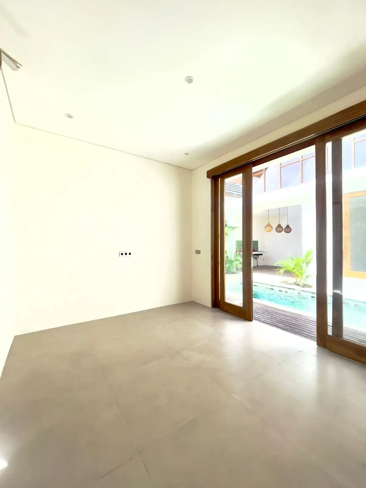 Villa 70m² in Indonesia, Kerobokan. Priced at 94942$ rent photo-2
