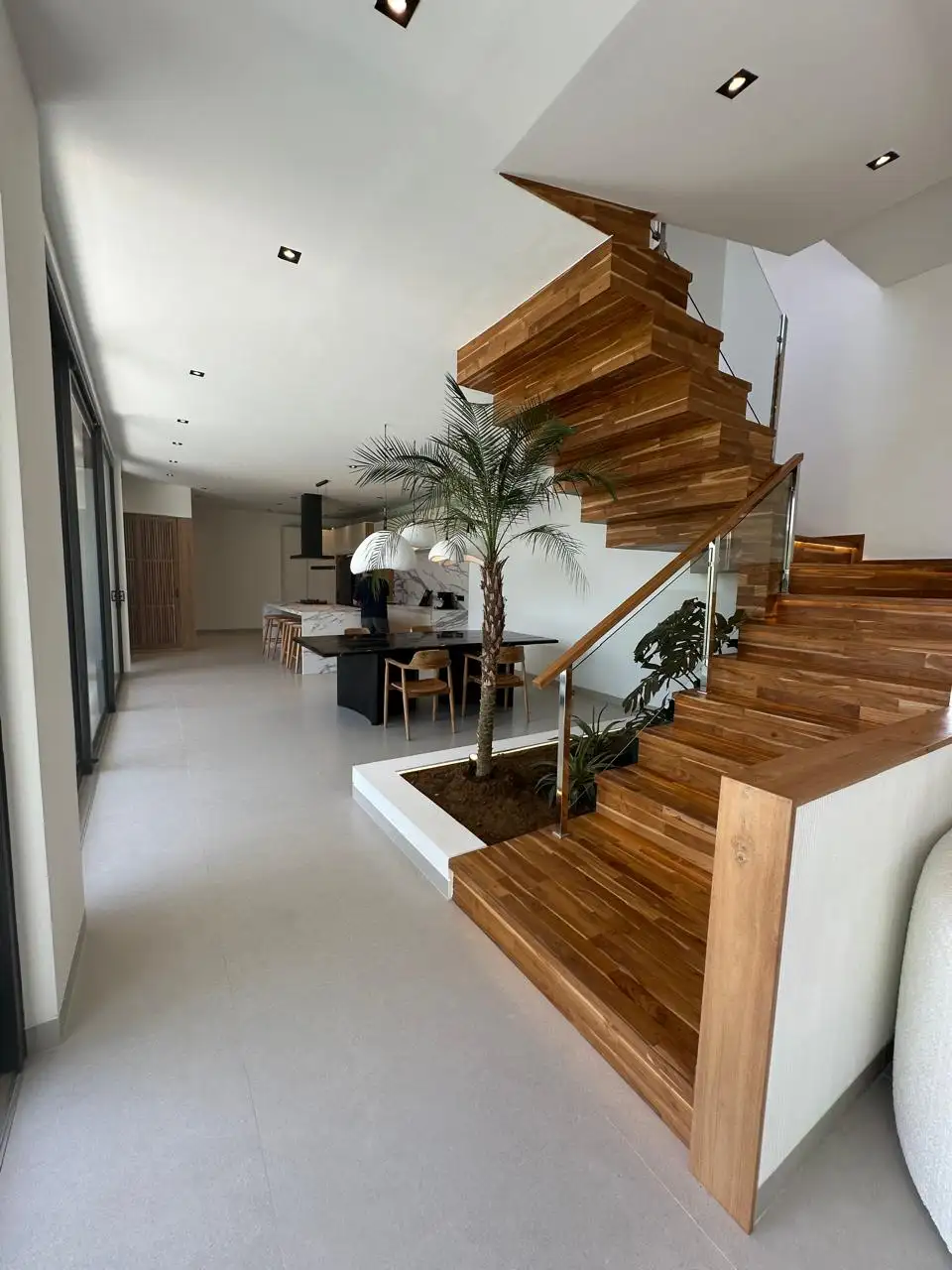 Villa 350m² in Indonesia, Canggu. Priced at 612370$ rent photo-6