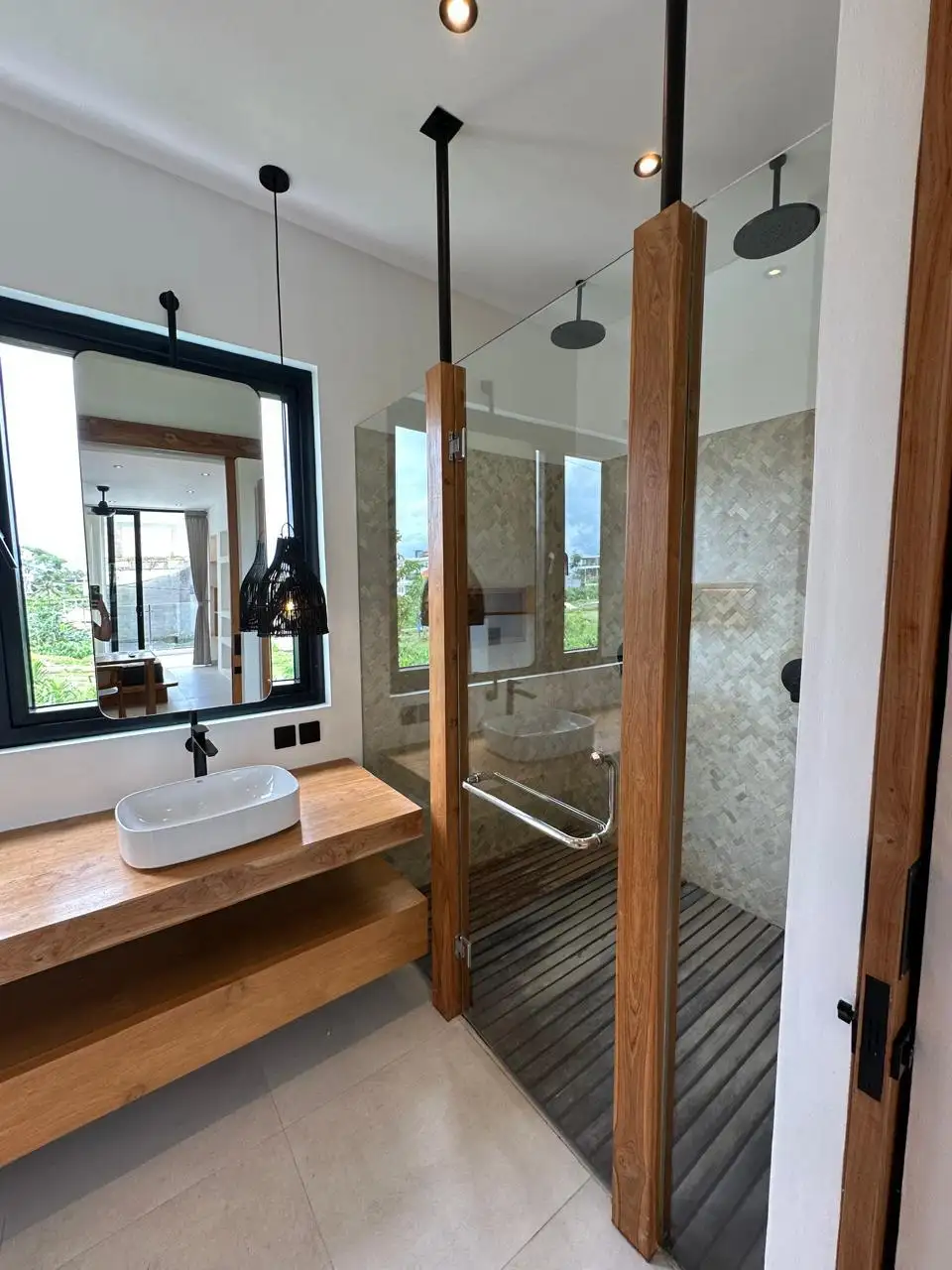 Villa 205m² in Indonesia, Canggu. Priced at 260251$ rent photo-1