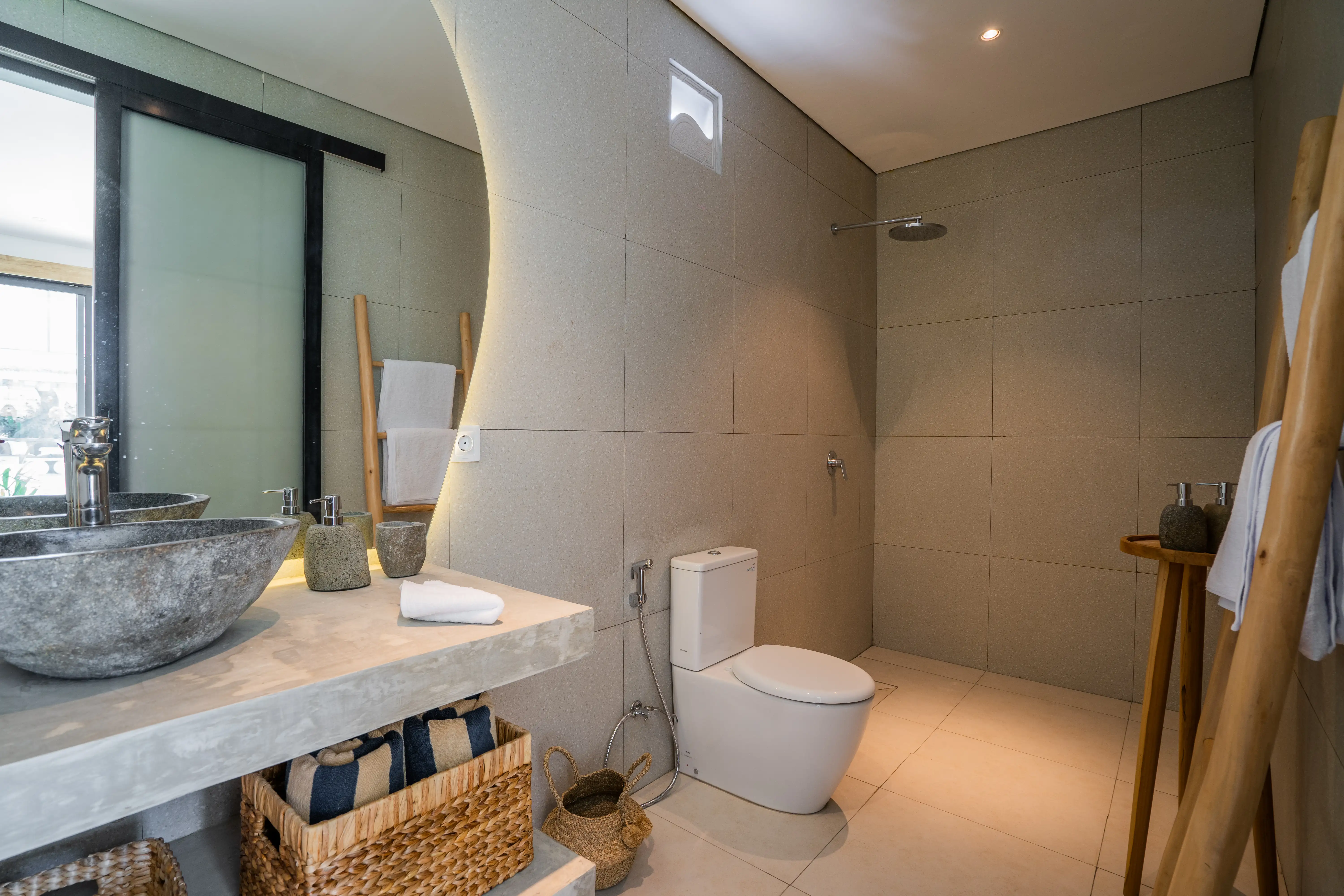 Villa 189m² in Indonesia, Kerobokan. Priced at 470000$ rent photo-1