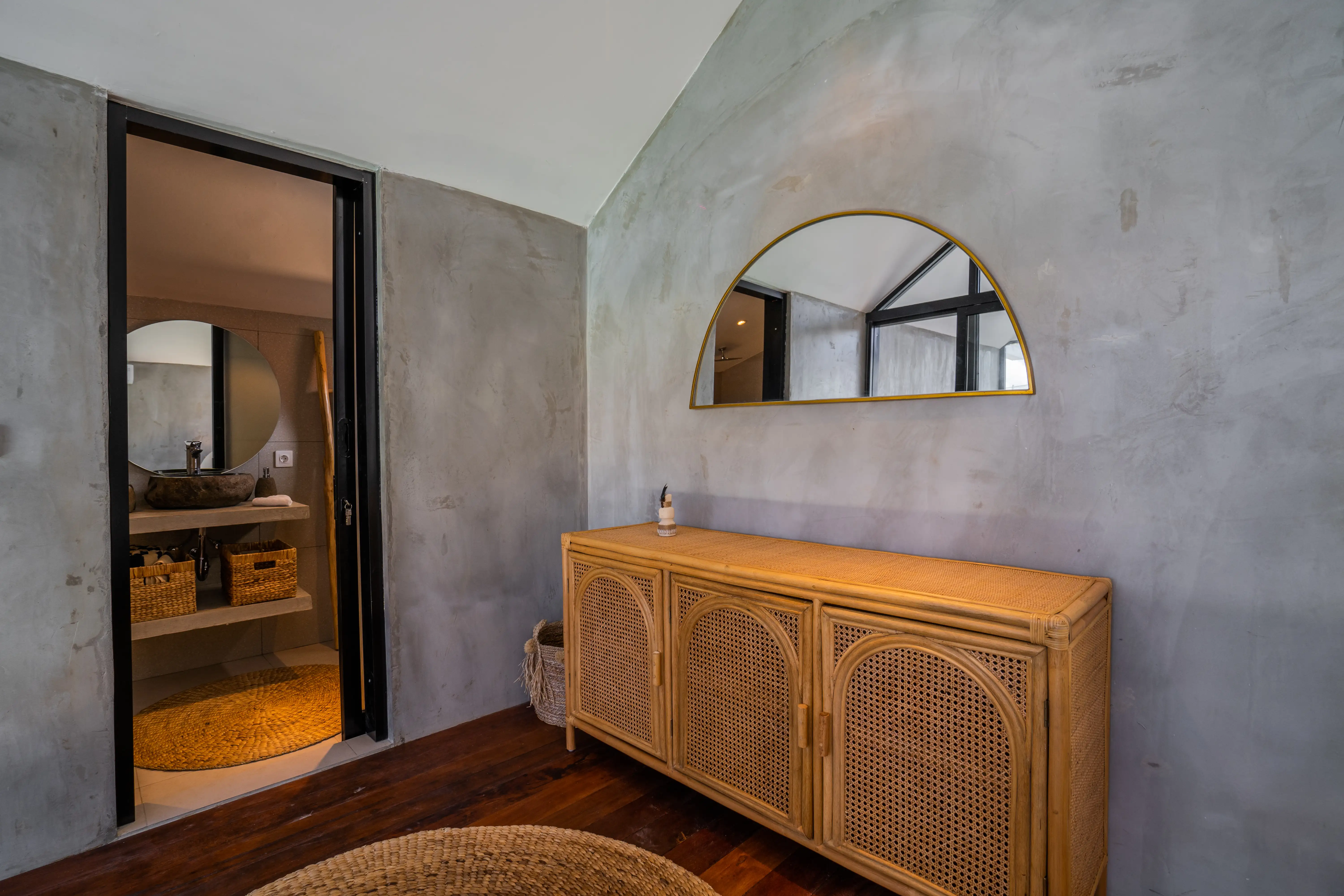 Villa 189m² in Indonesia, Kerobokan. Priced at 470000$ rent photo-4