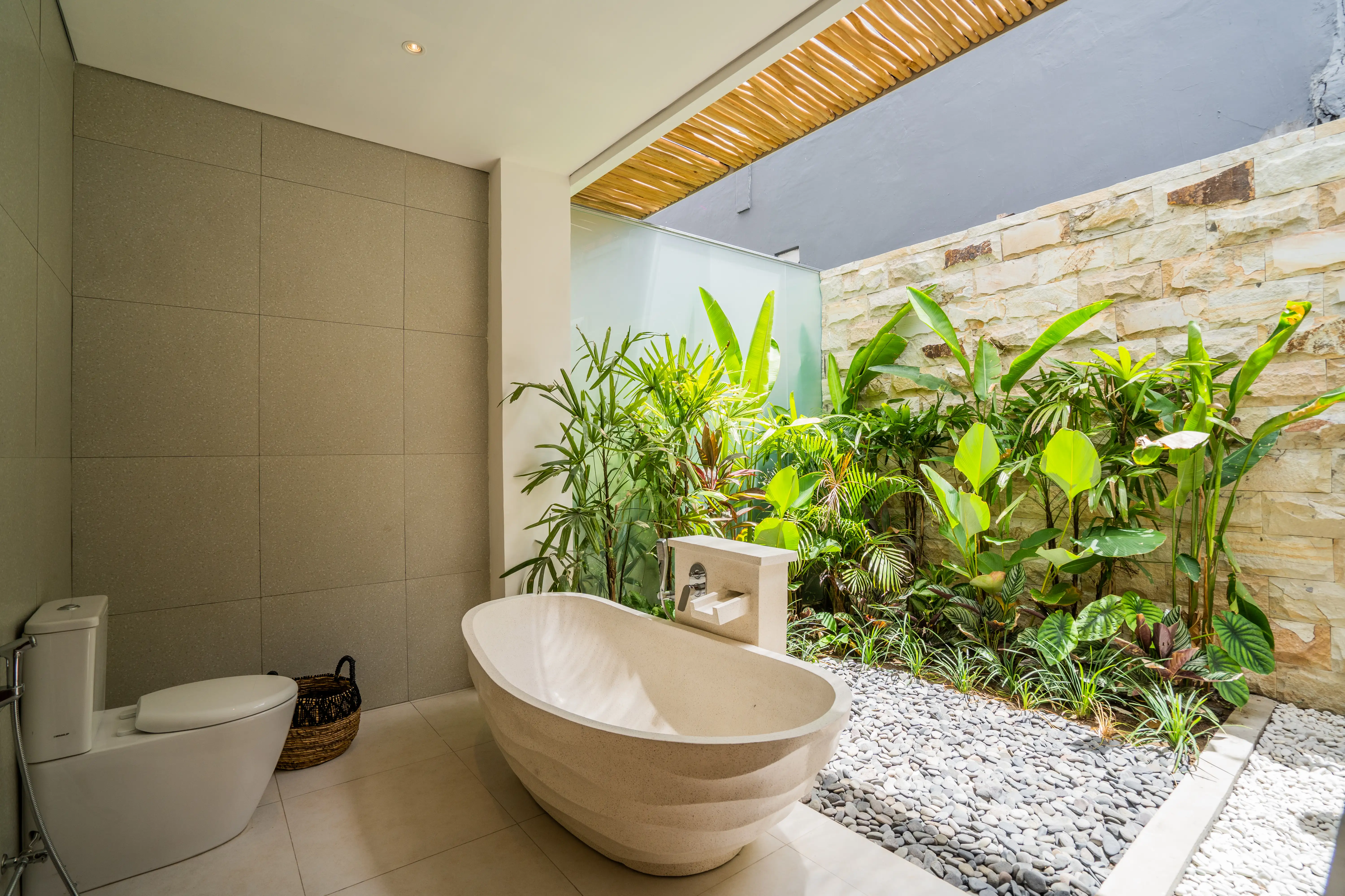 Villa 189m² in Indonesia, Kerobokan. Priced at 470000$ rent photo-34