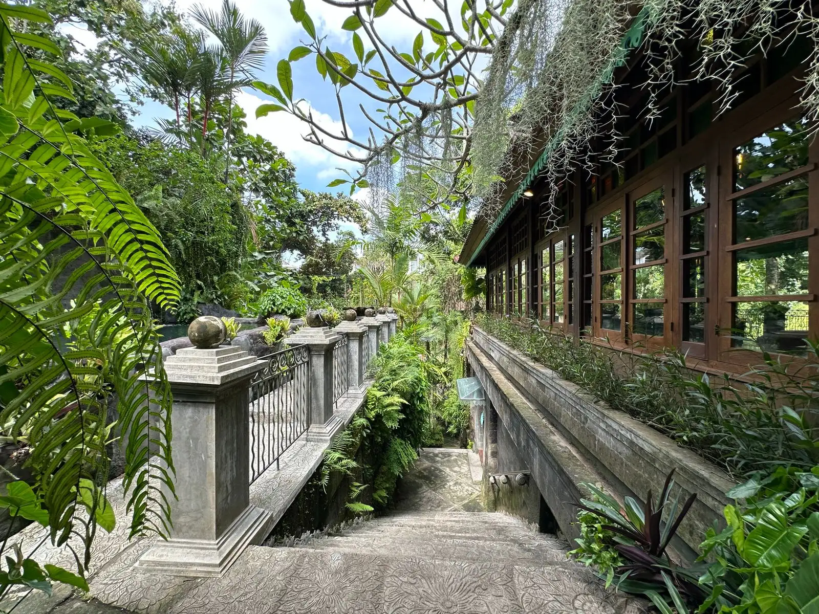 Other Properties 875m² in Indonesia, Tabanan. Priced at 2370000$ rent photo-28