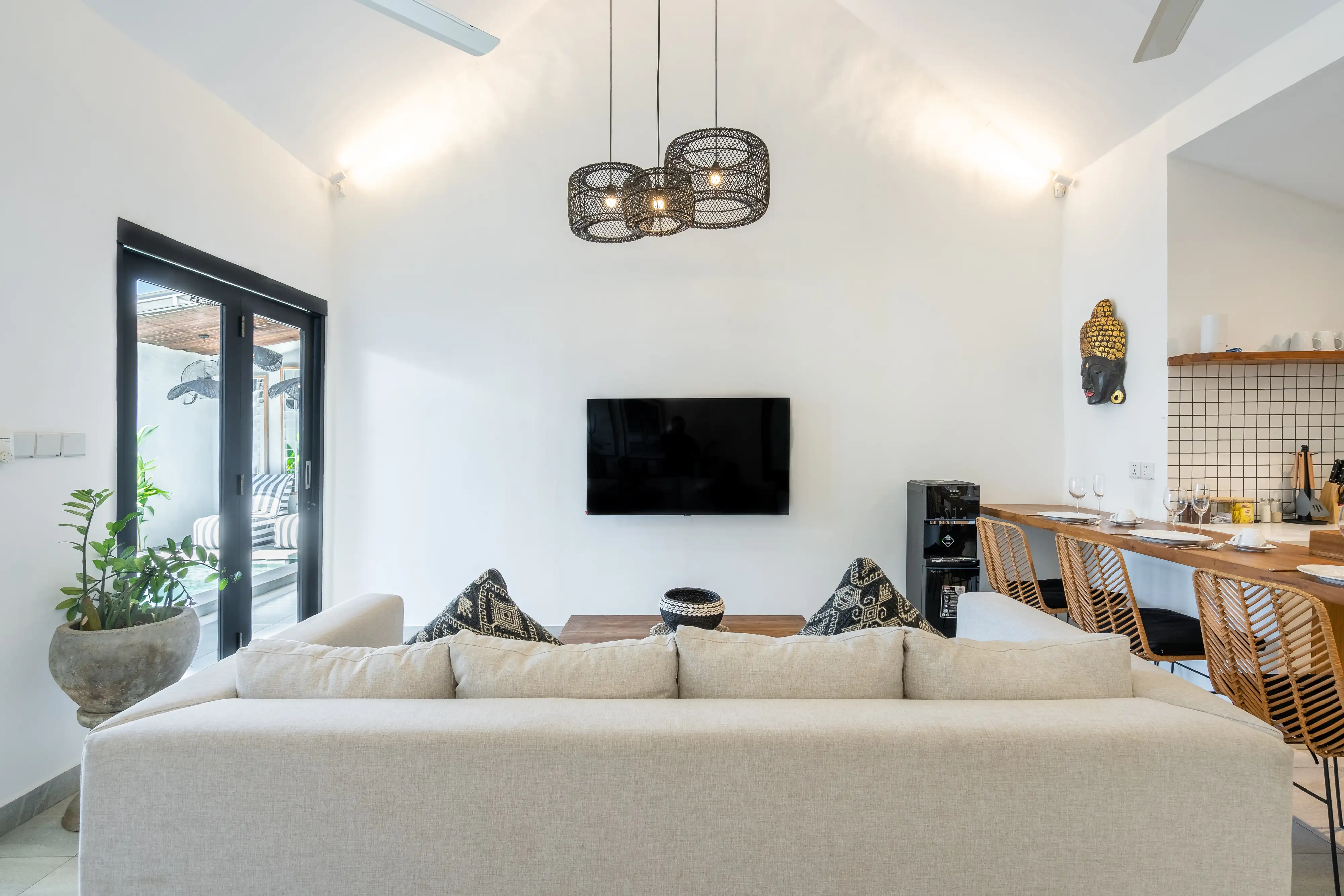 Villa 133m² in Indonesia, Canggu. Priced at 33270$ rent photo-2