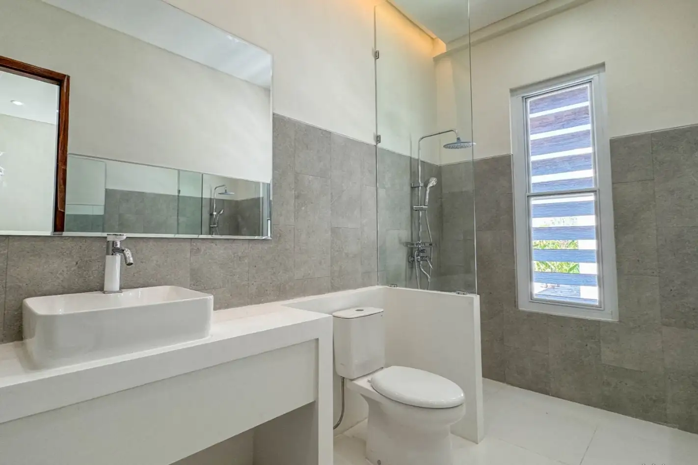 Villa 185m² in Indonesia, Kerobokan. Priced at 295000$ rent photo-12